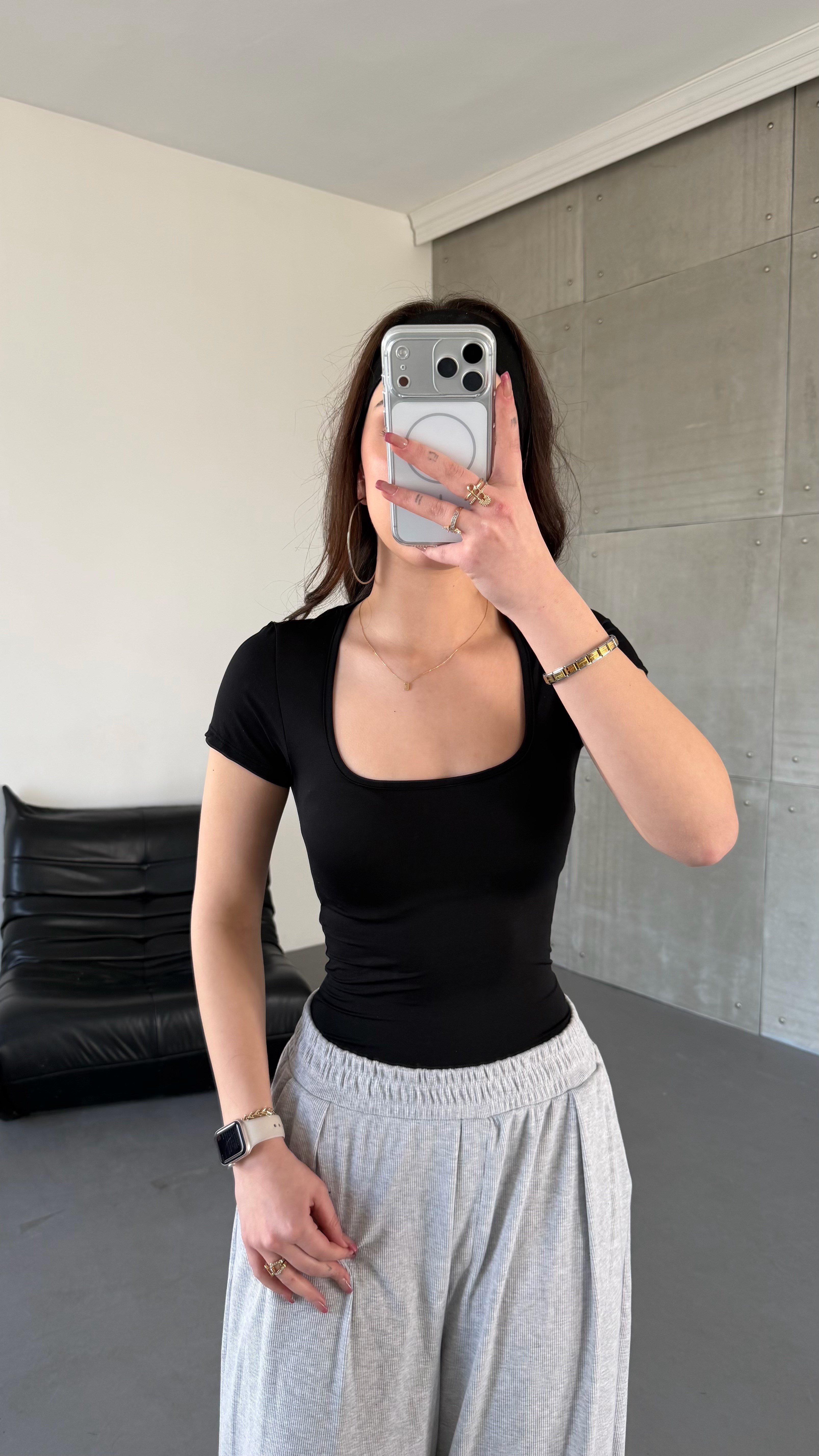 Fit Gösteren Basic Tişört Siyah