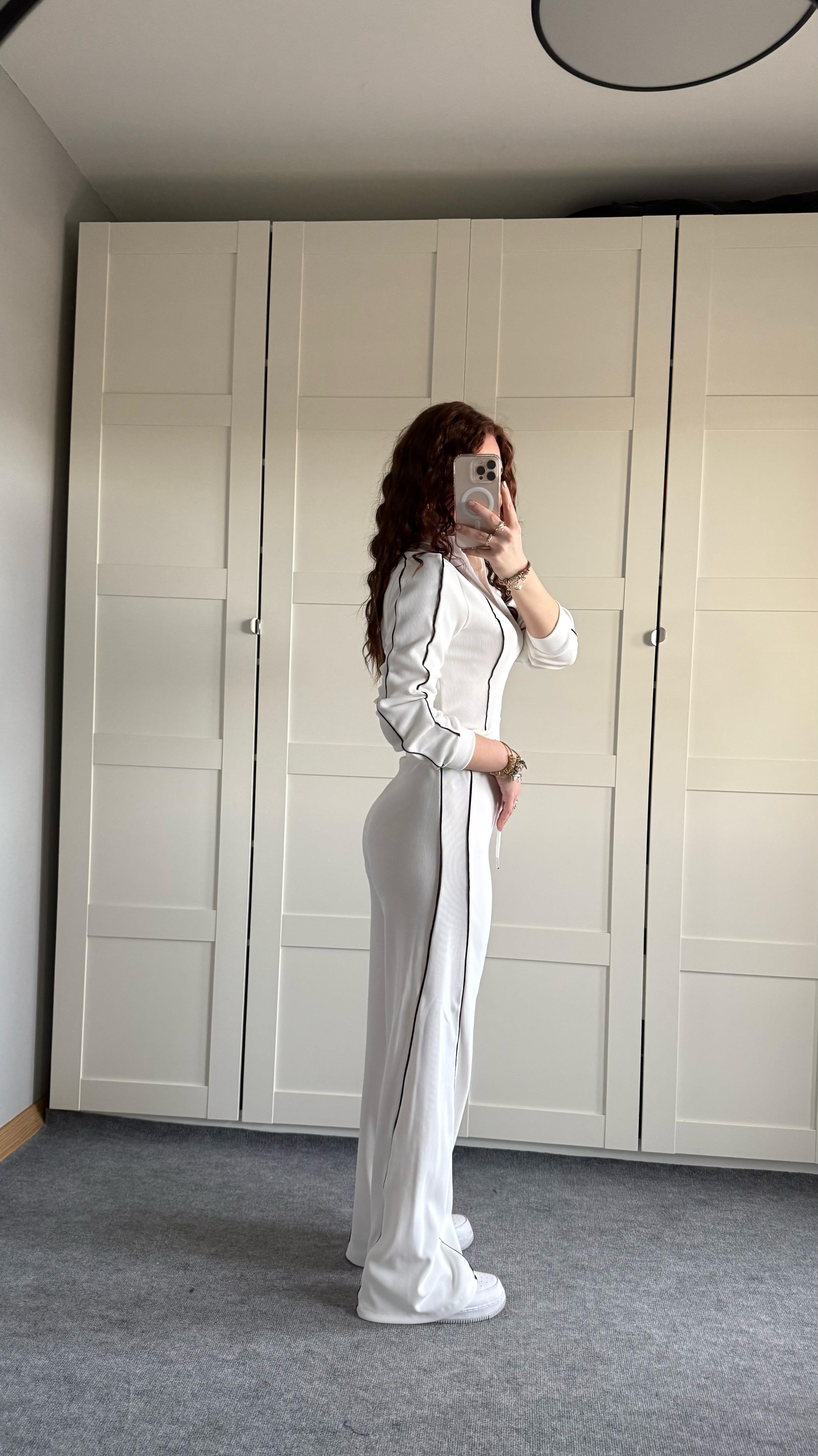 Fitilli Şeritli Hırka Takım Beyaz