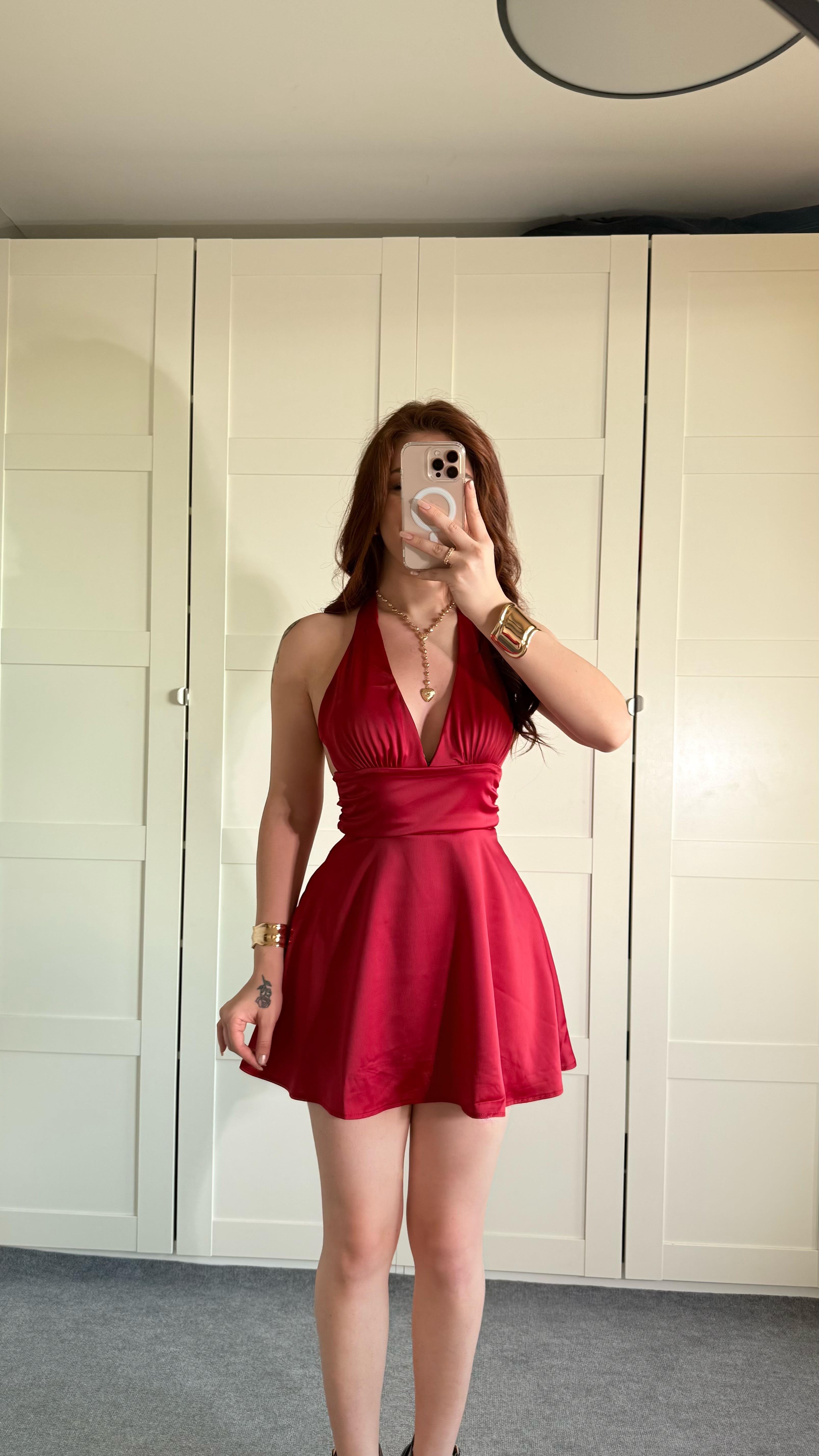 Fiyonk Saten Kısa Elbise Kırmızı