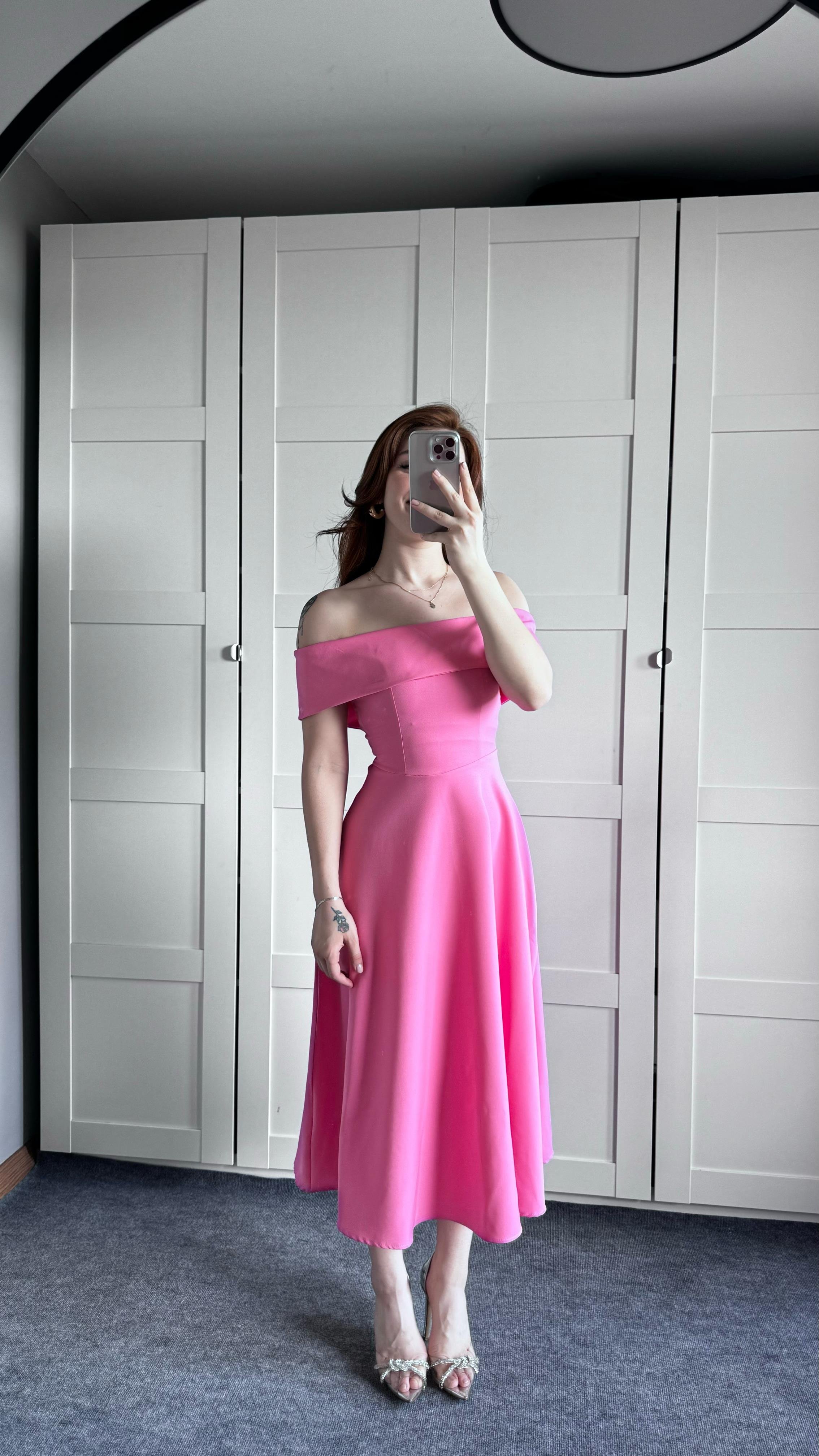 Gala Kayık Omuz Pembe Elbise