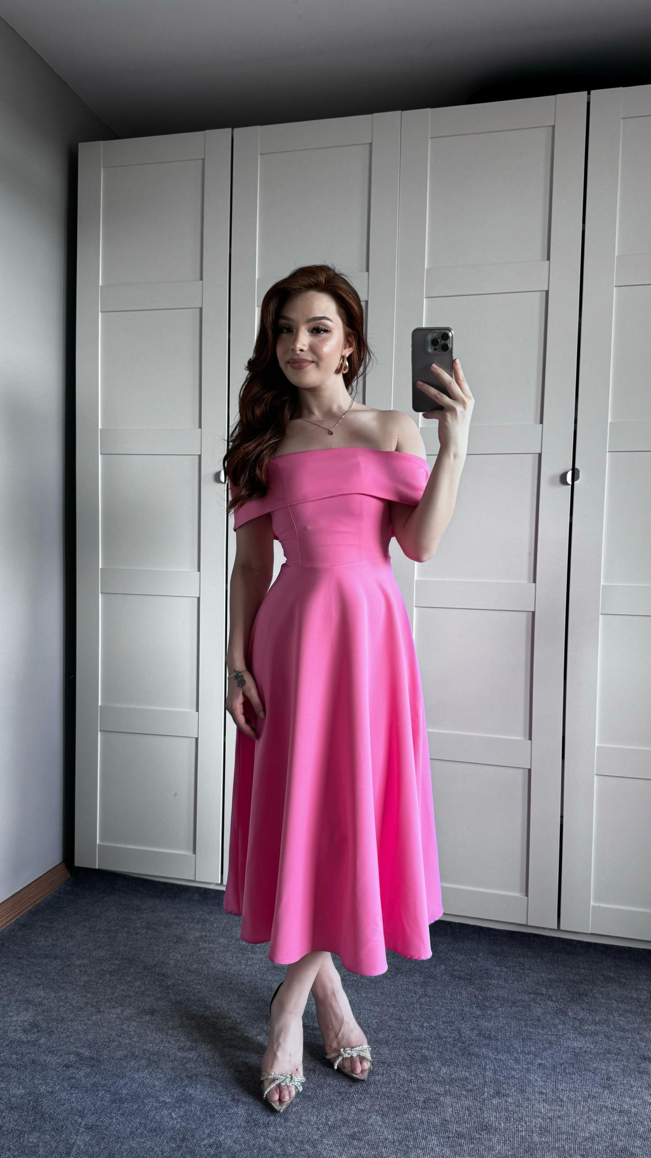 Gala Kayık Omuz Pembe Elbise