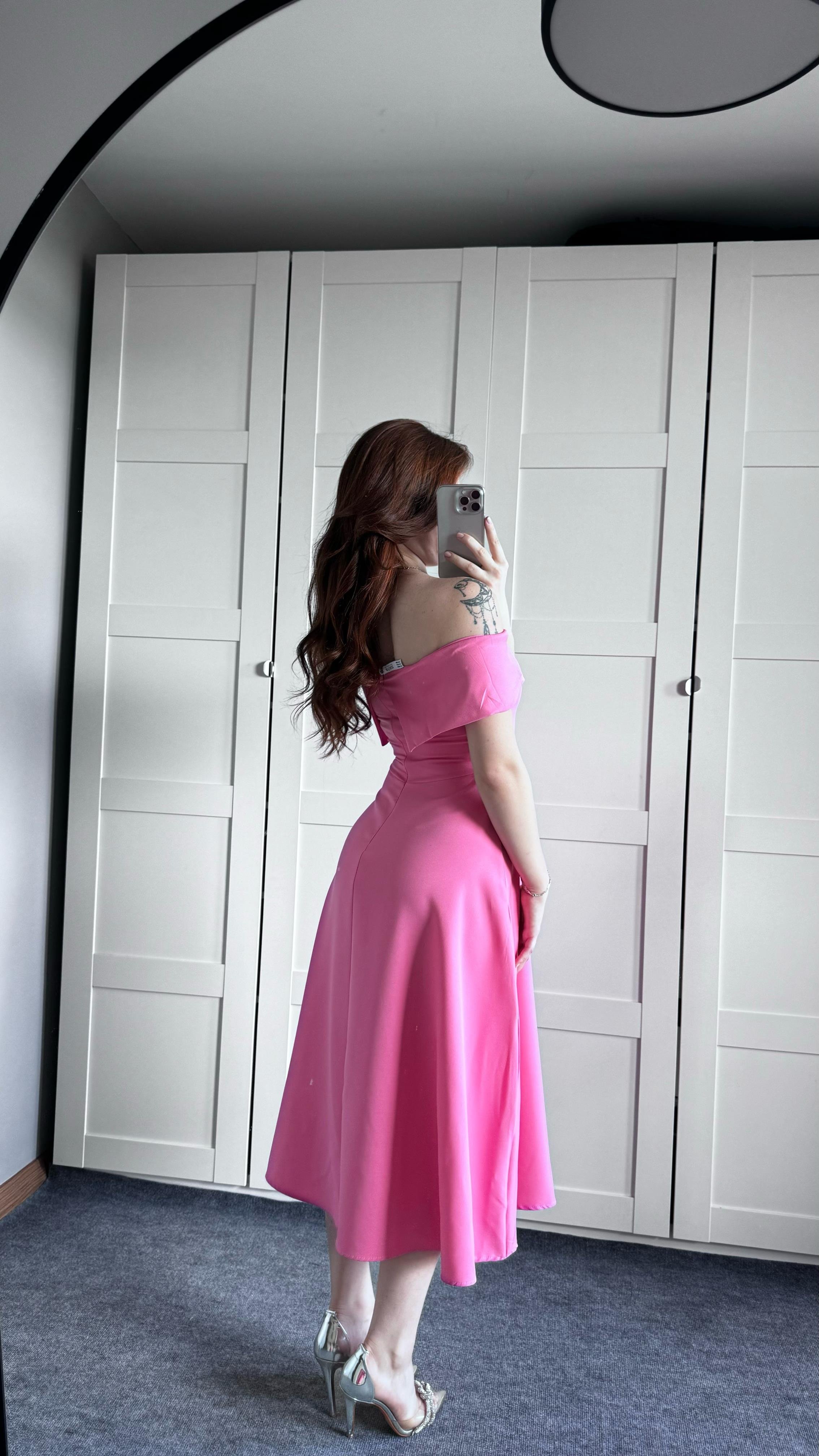 Gala Kayık Omuz Pembe Elbise