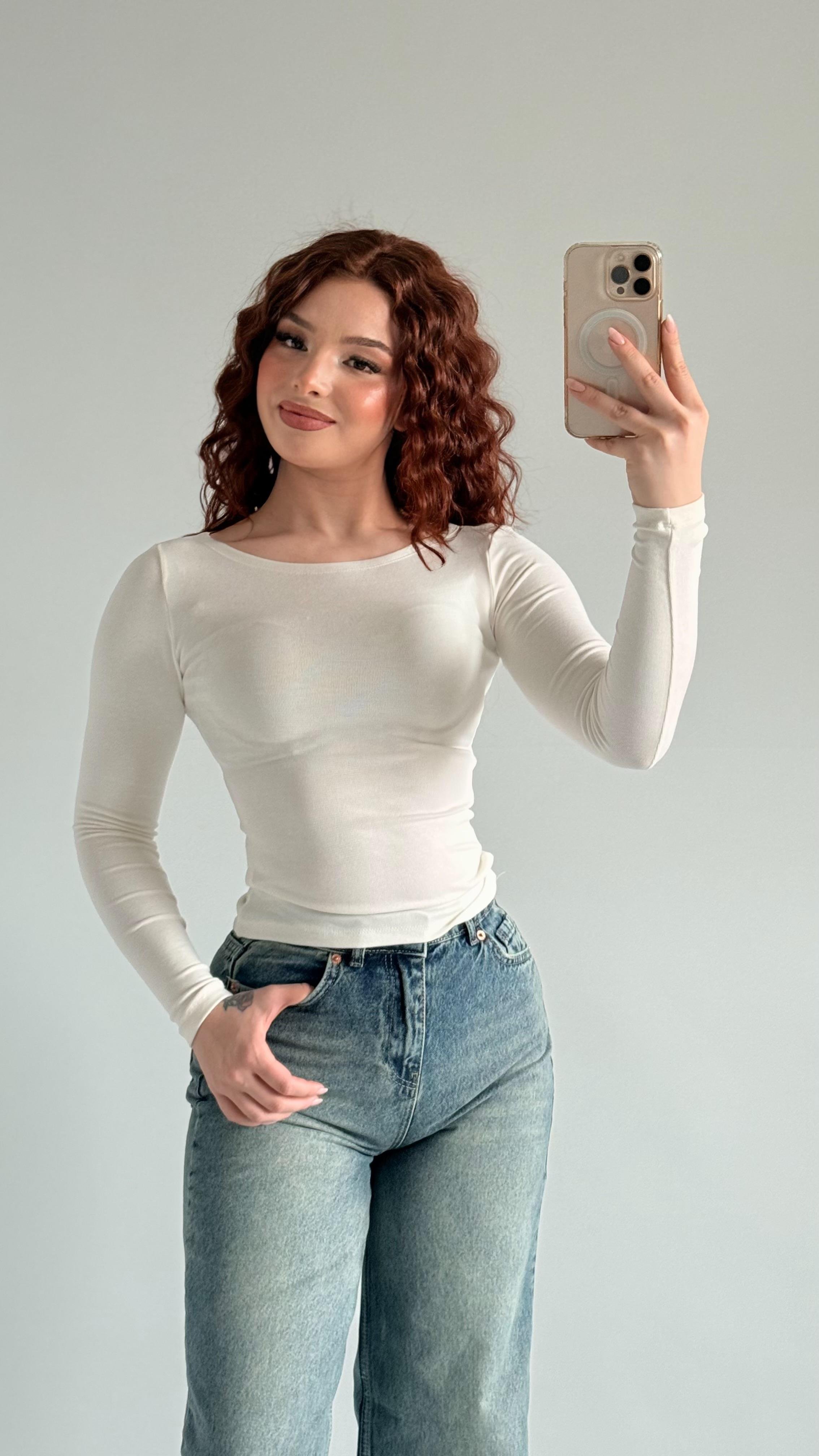 Geniş Oval Yaka Pamuklu Bluz Beyaz
