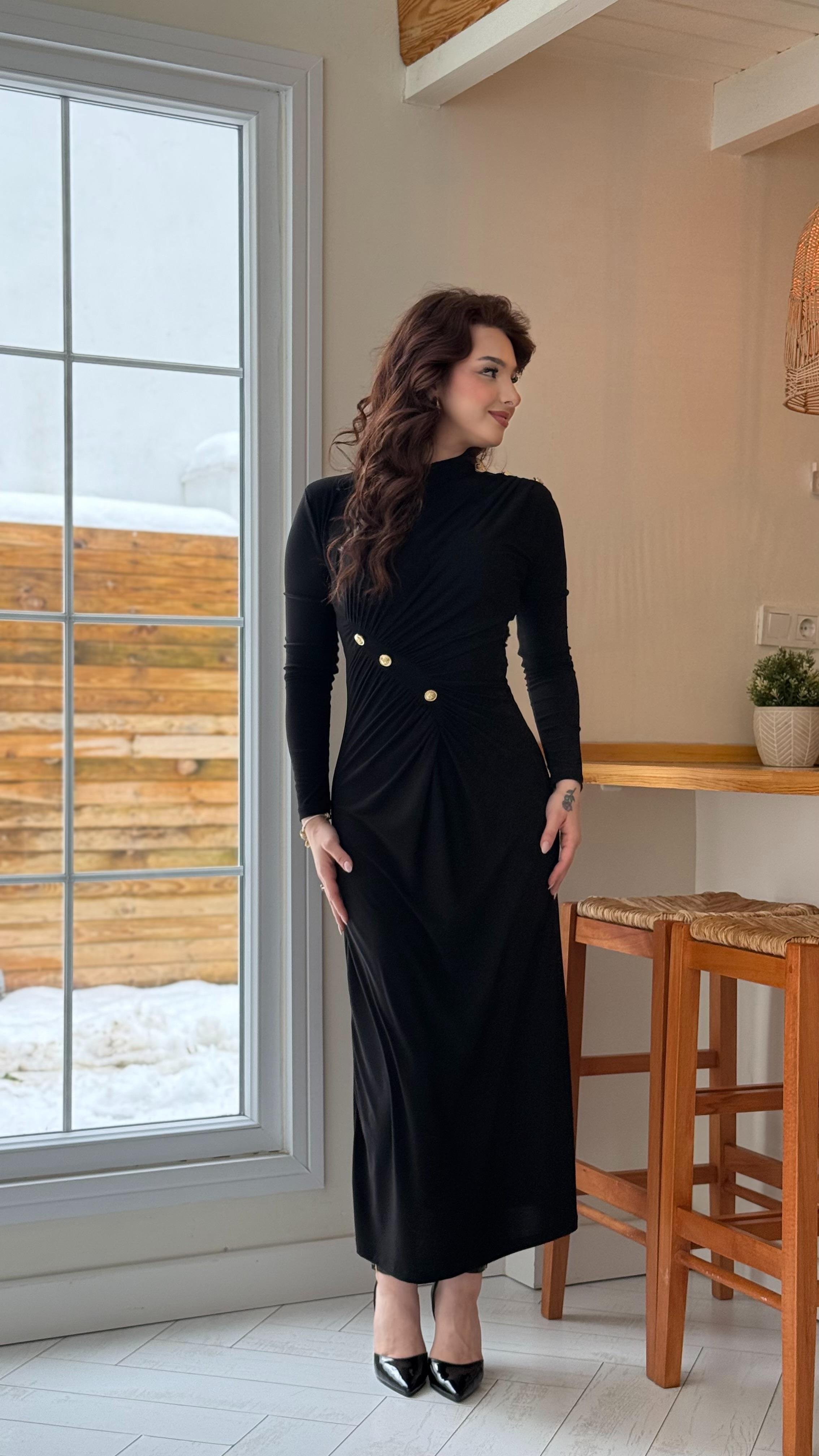 Gold Düğme Asil Uzun Elbise Siyah