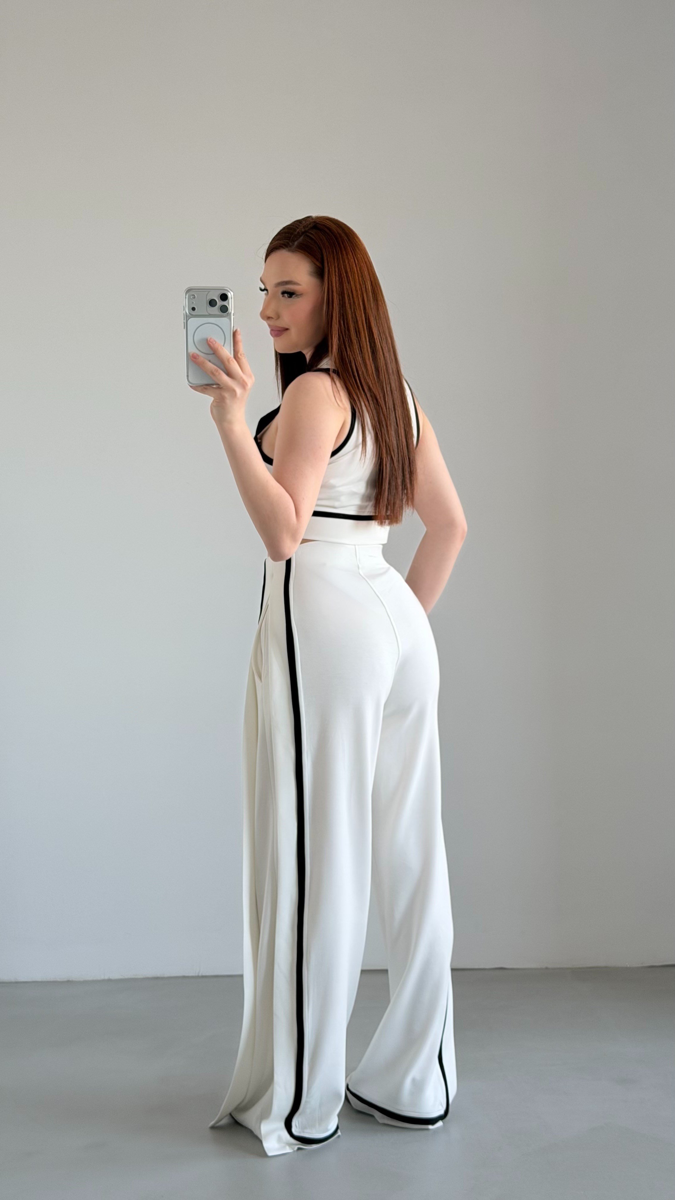Hadise Crop Bağlama Takım Beyaz 