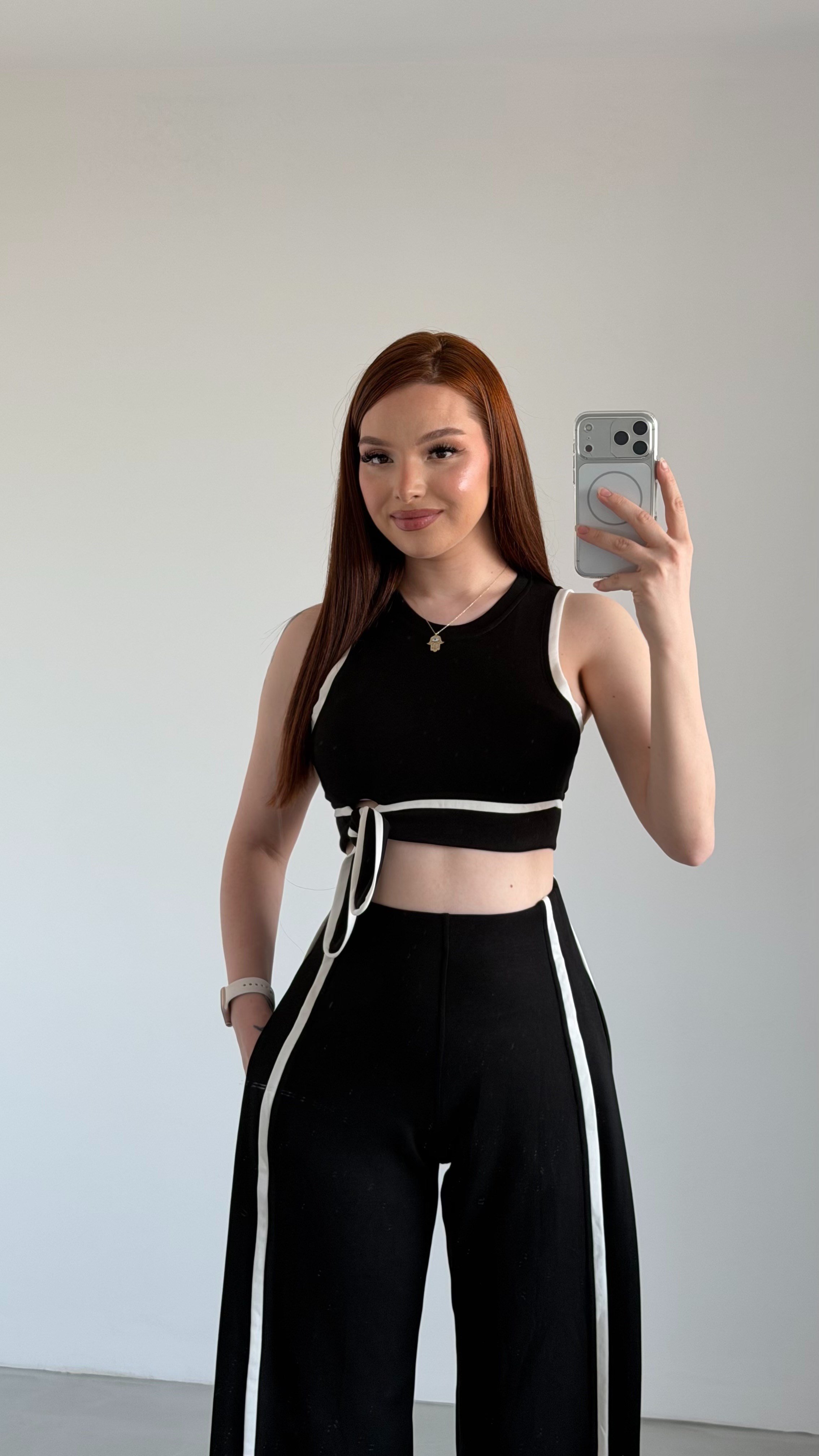 Hadise Crop Bağlama Takım Siyah