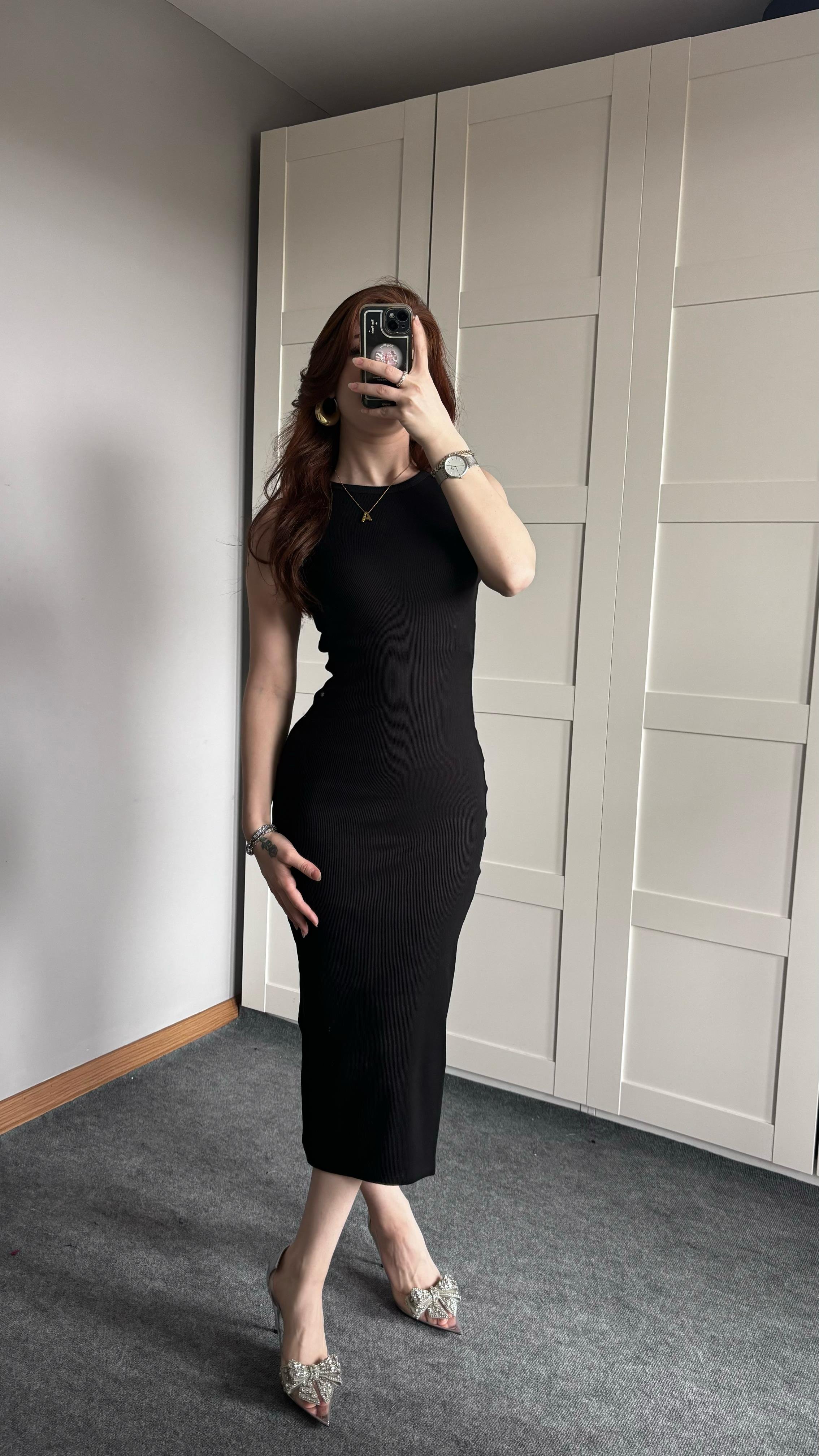Halter Yaka Fitilli Midi Siyah Elbise