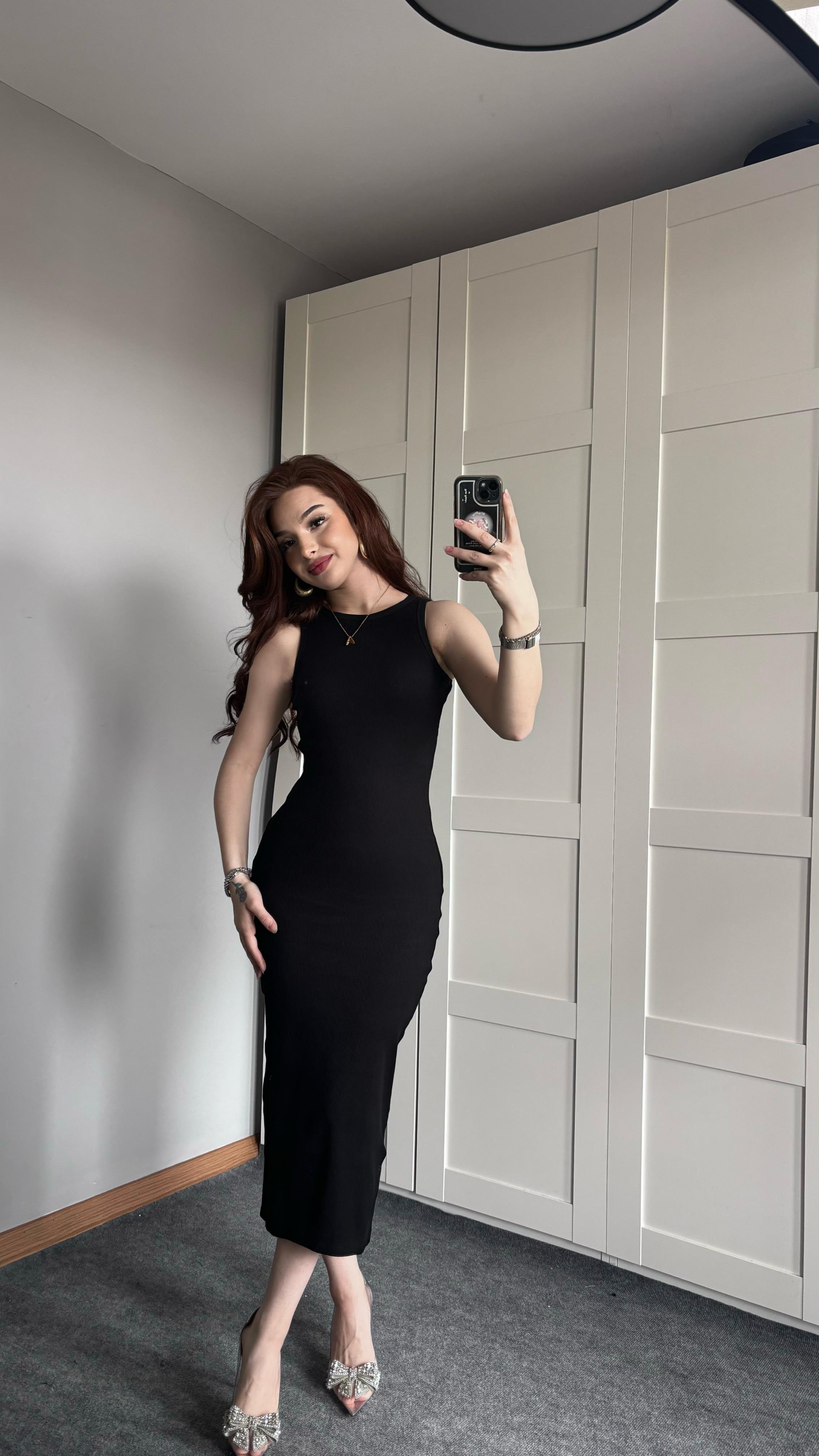Halter Yaka Fitilli Midi Siyah Elbise