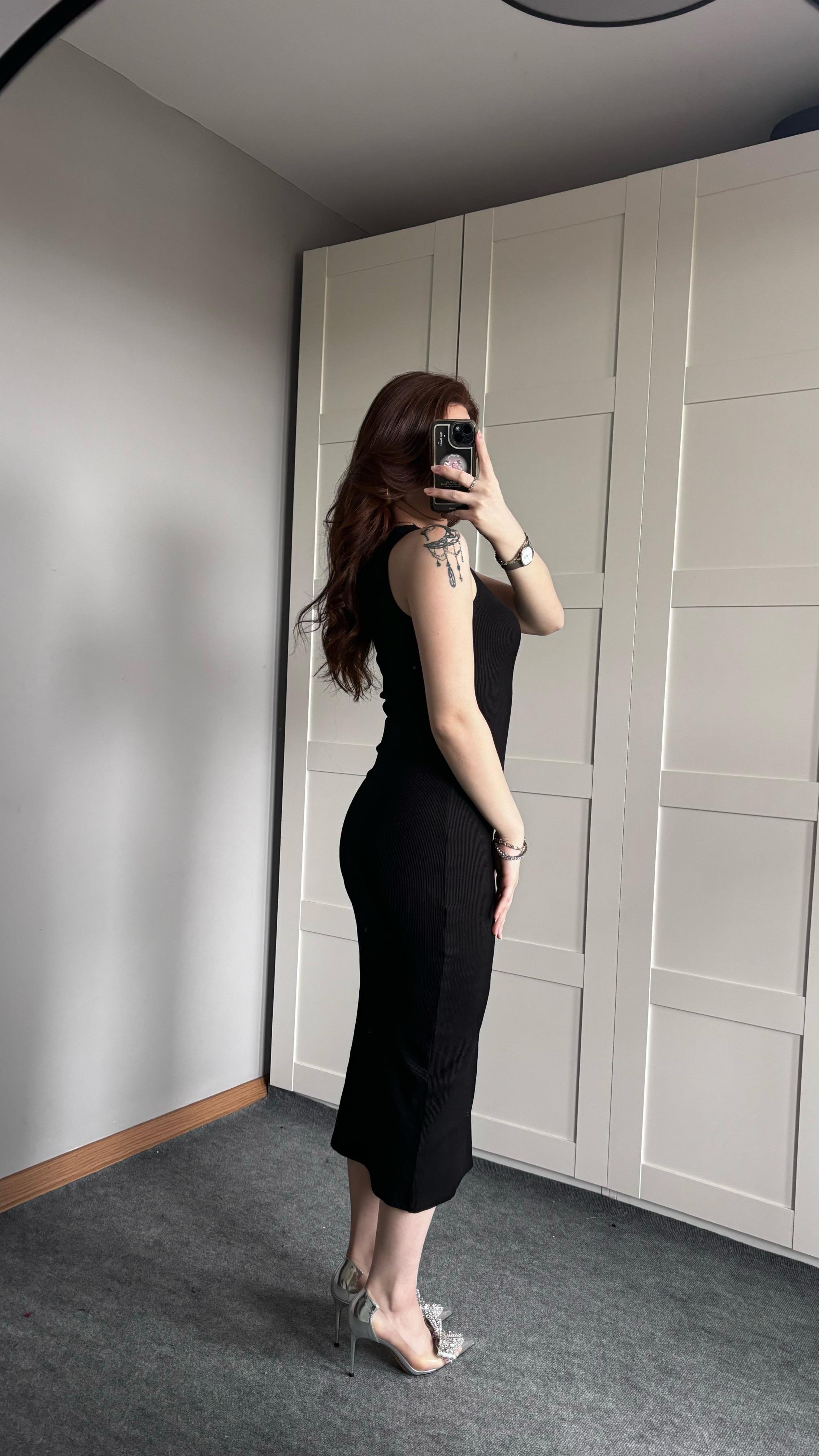 Halter Yaka Fitilli Midi Siyah Elbise