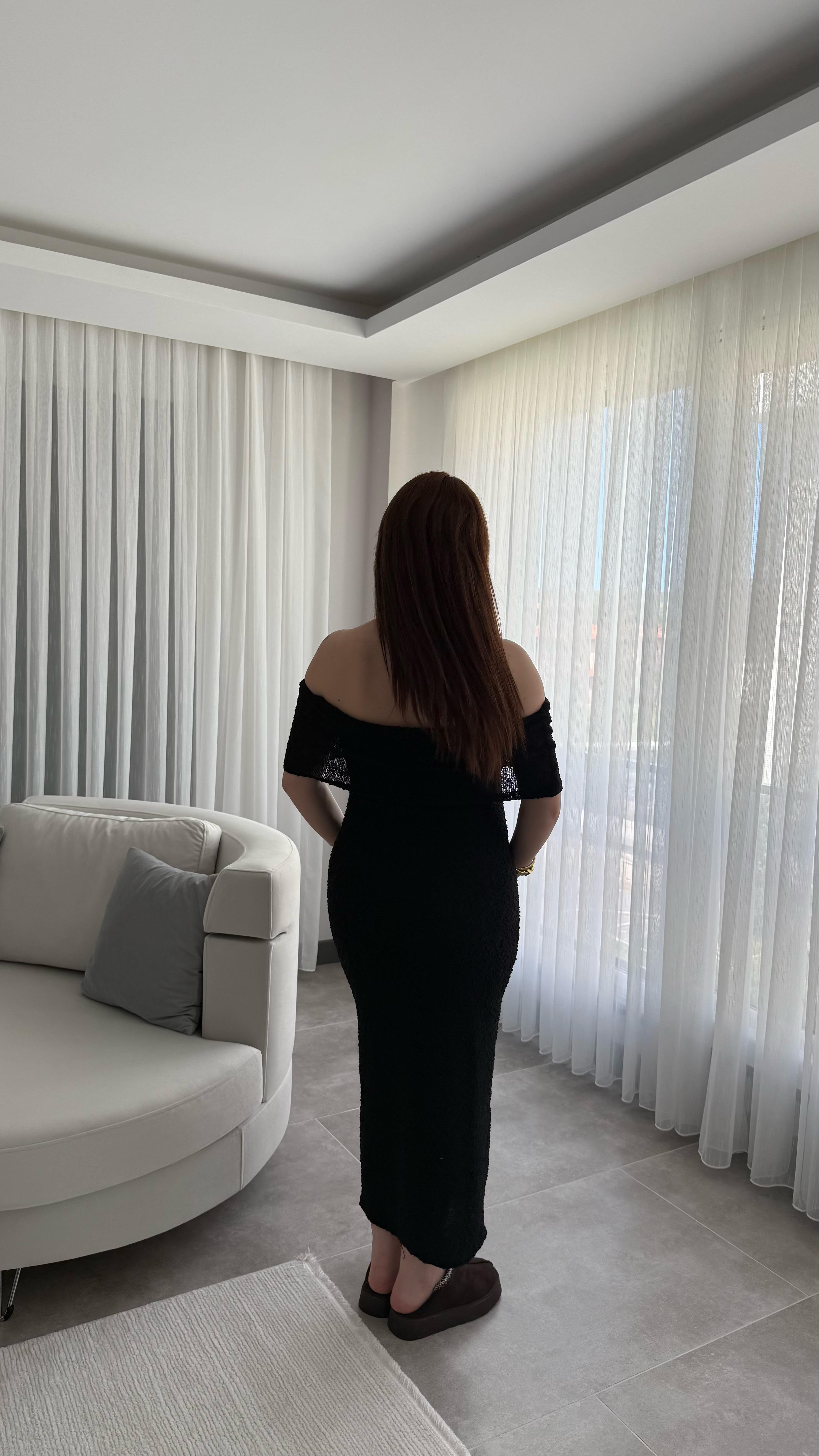 Havlu Madonna Yaka Sıfır Kol Elbise Siyah