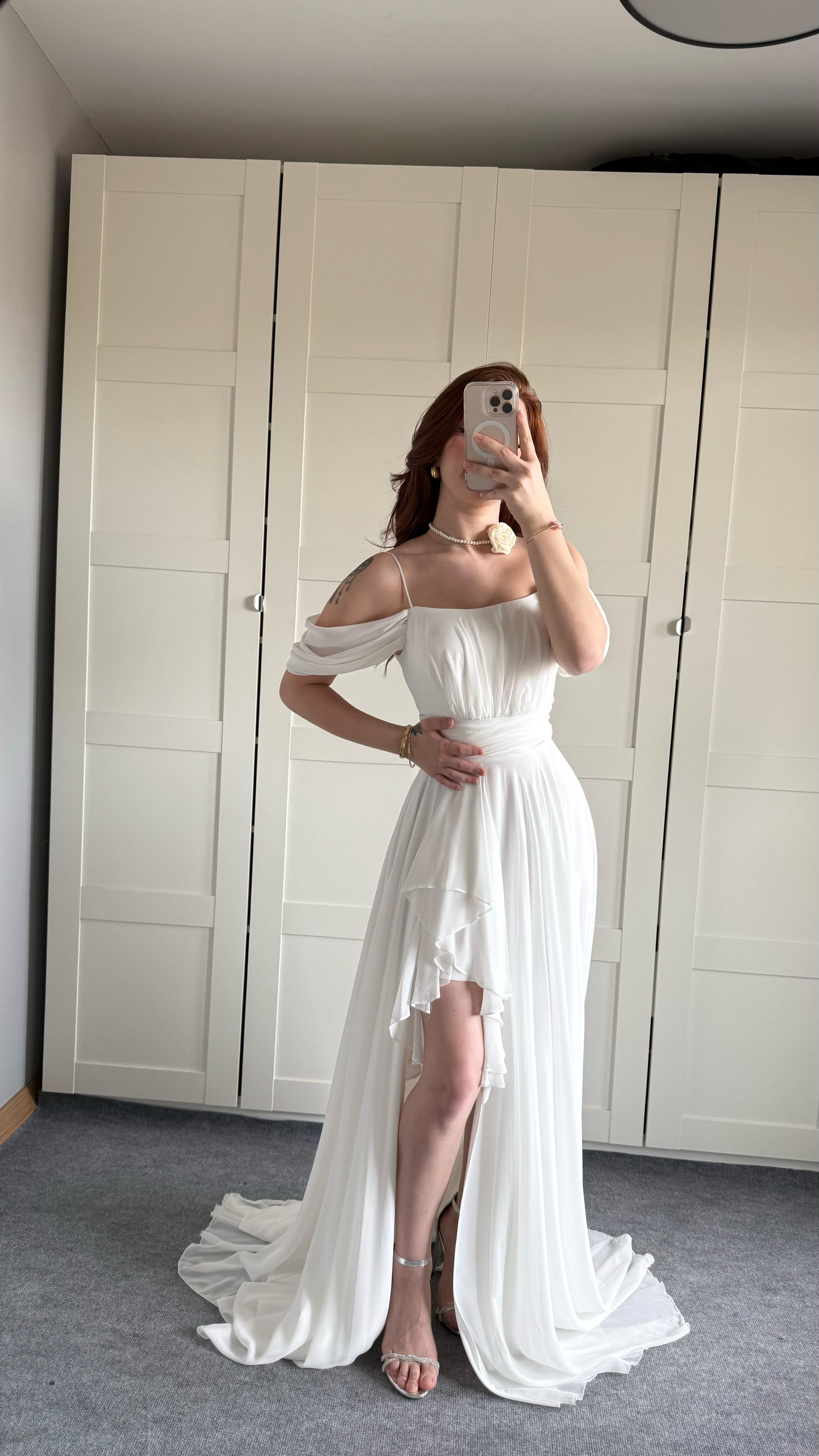 Helen Şifon Abiye Beyaz