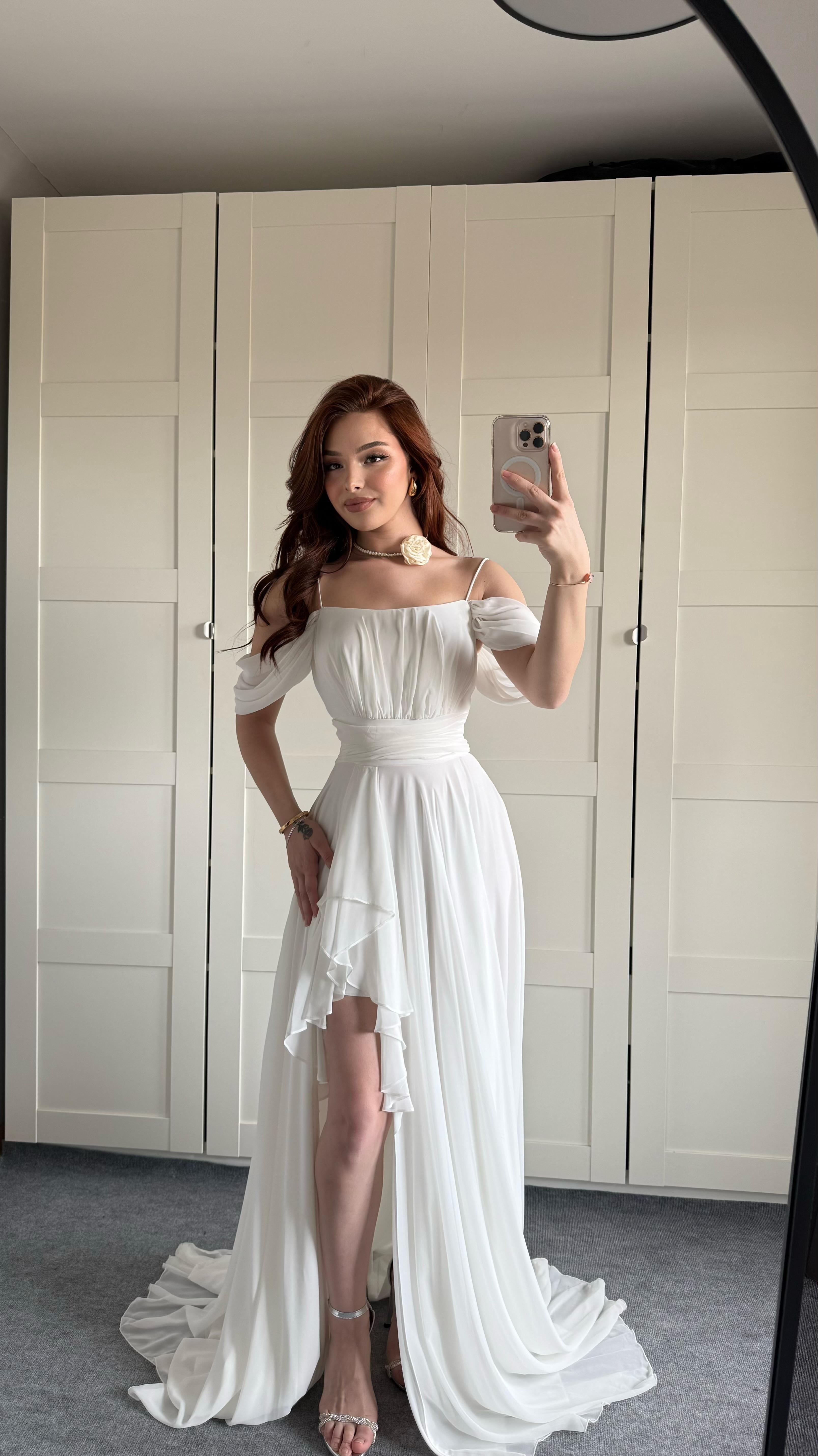 Helen Şifon Abiye Beyaz