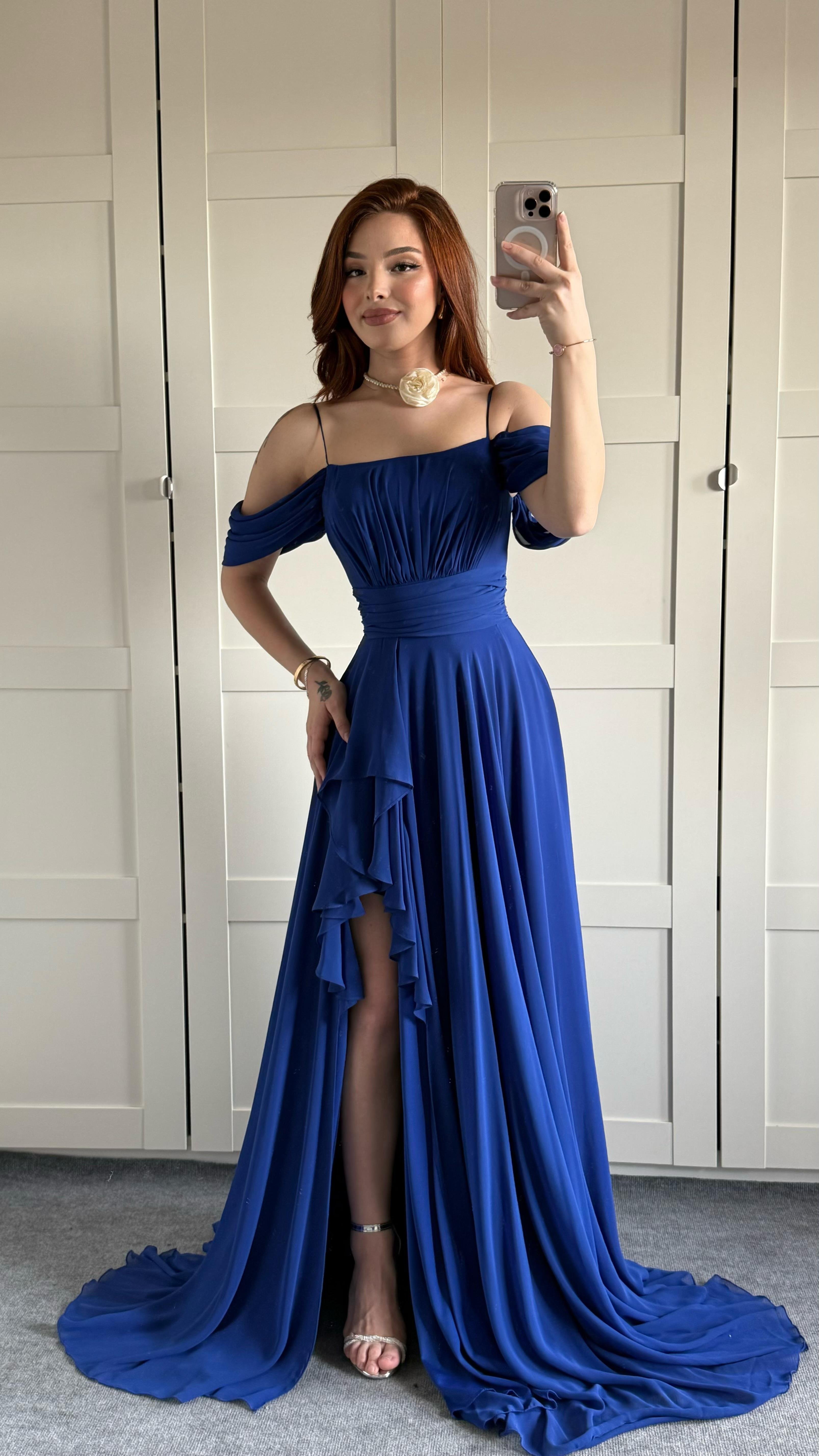 Helen Şifon Abiye Saks