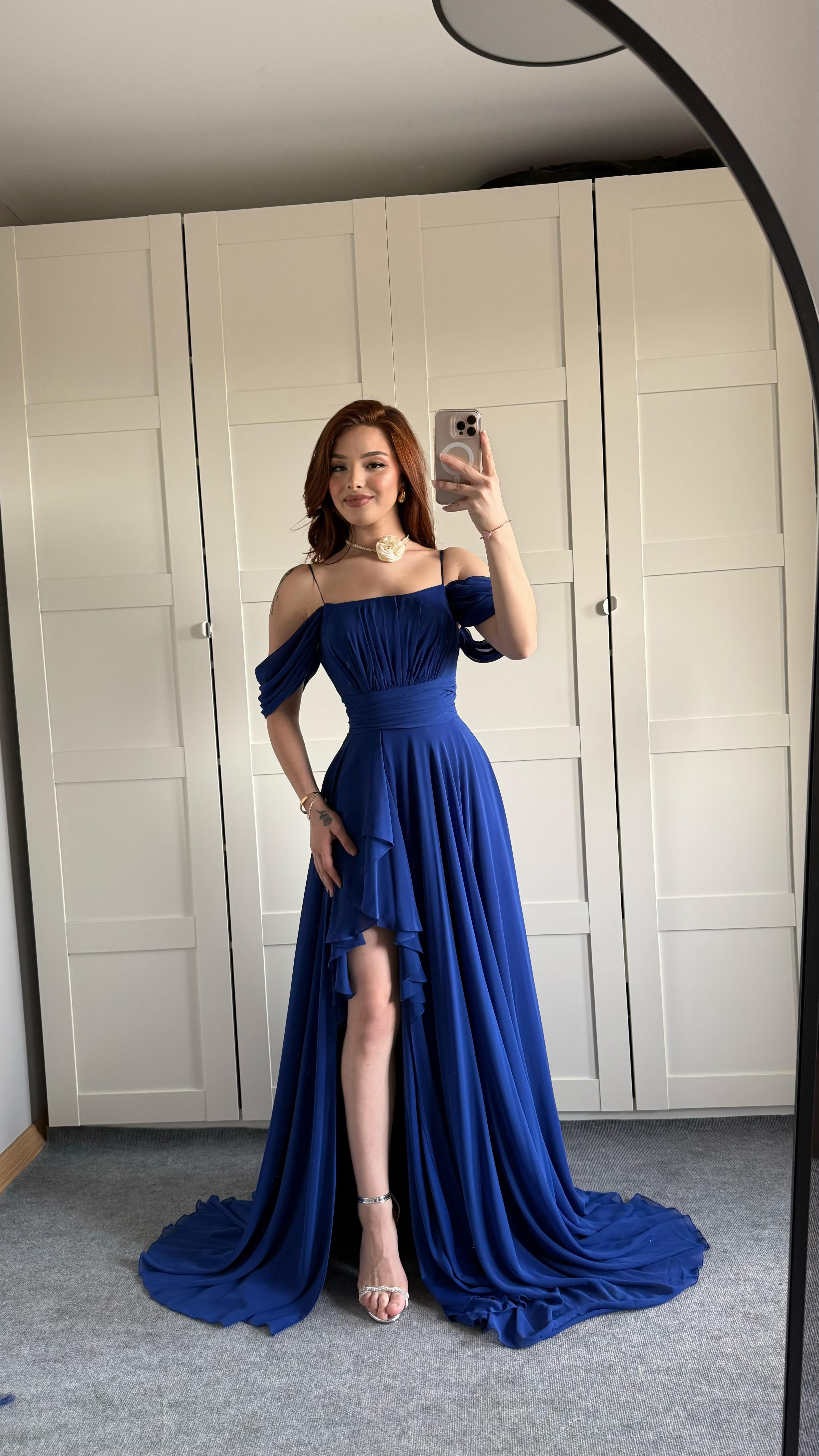 Helen Şifon Abiye Saks