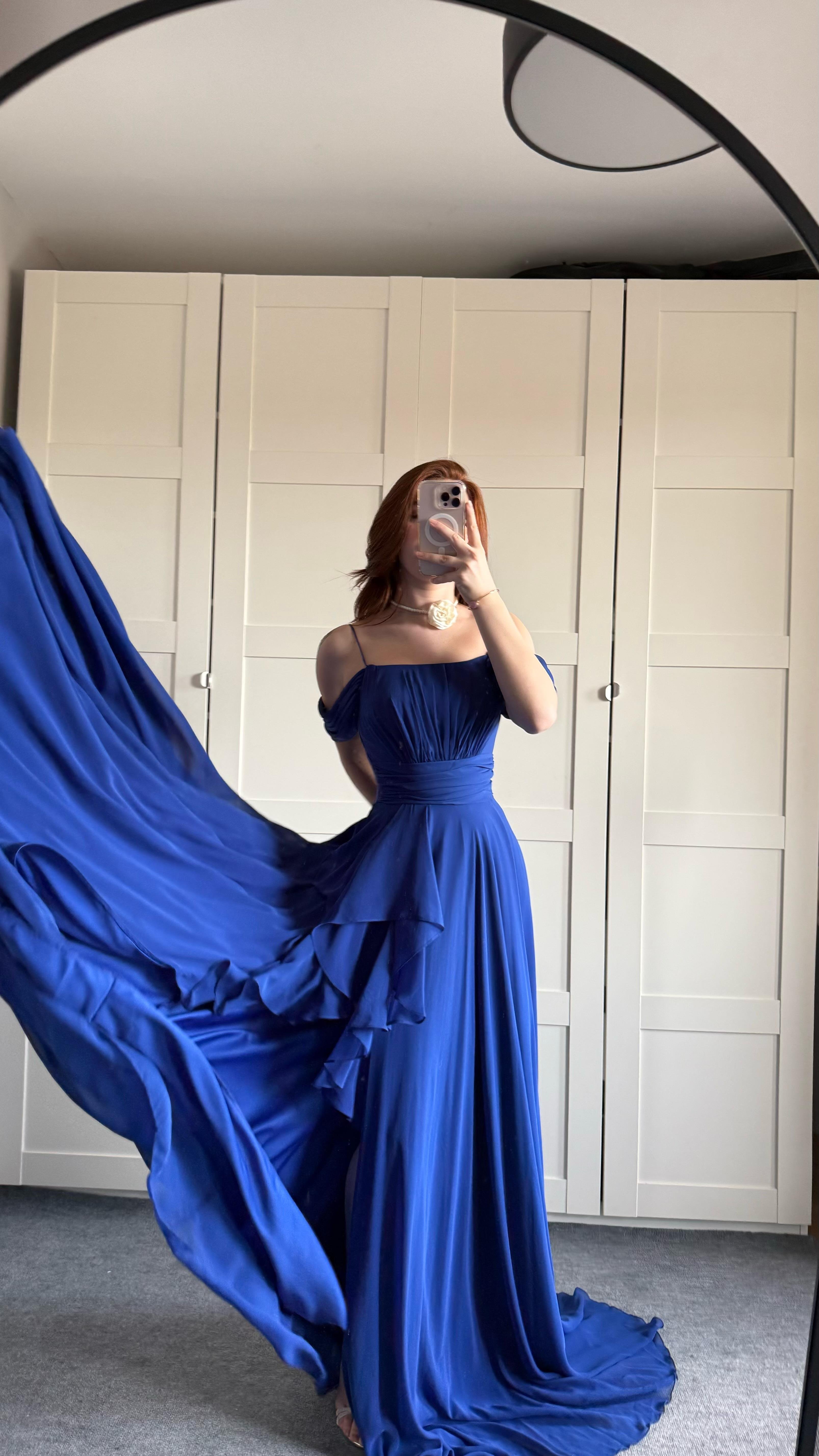 Helen Şifon Abiye Saks