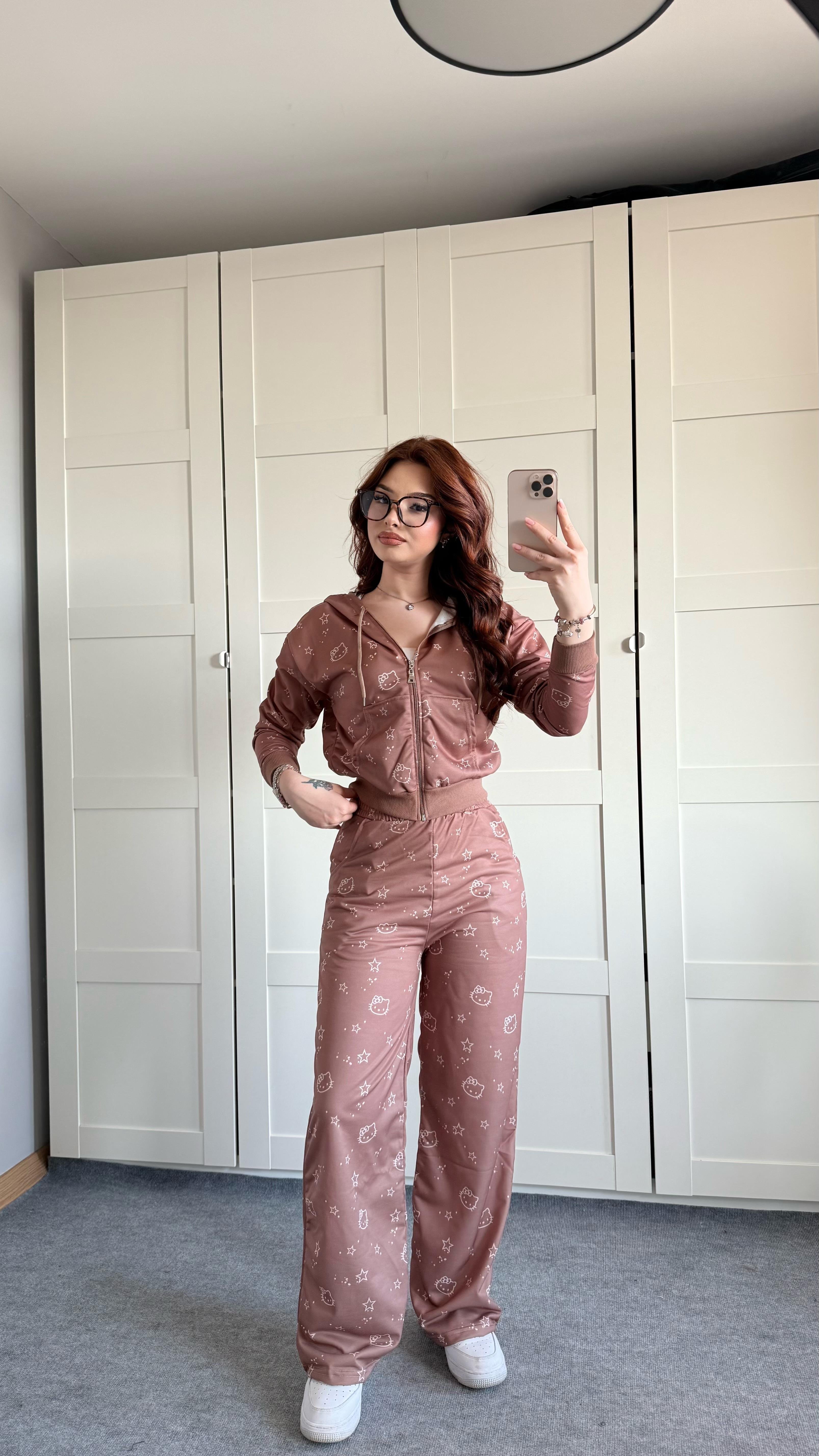 Hello Kitty Kahverengi Eşofman Takımı