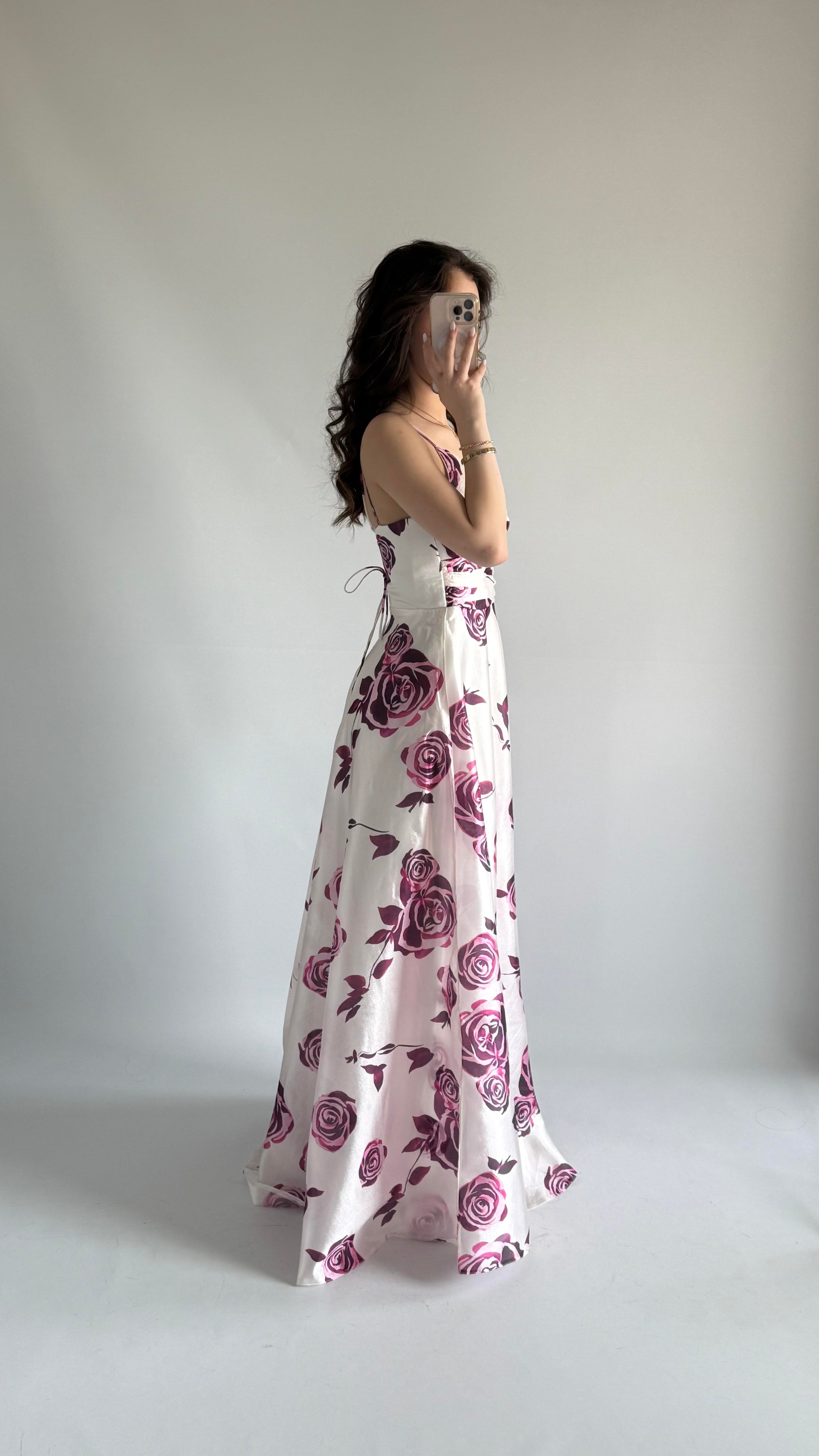 Hibiscus Kemer Abiye Mor Güllü