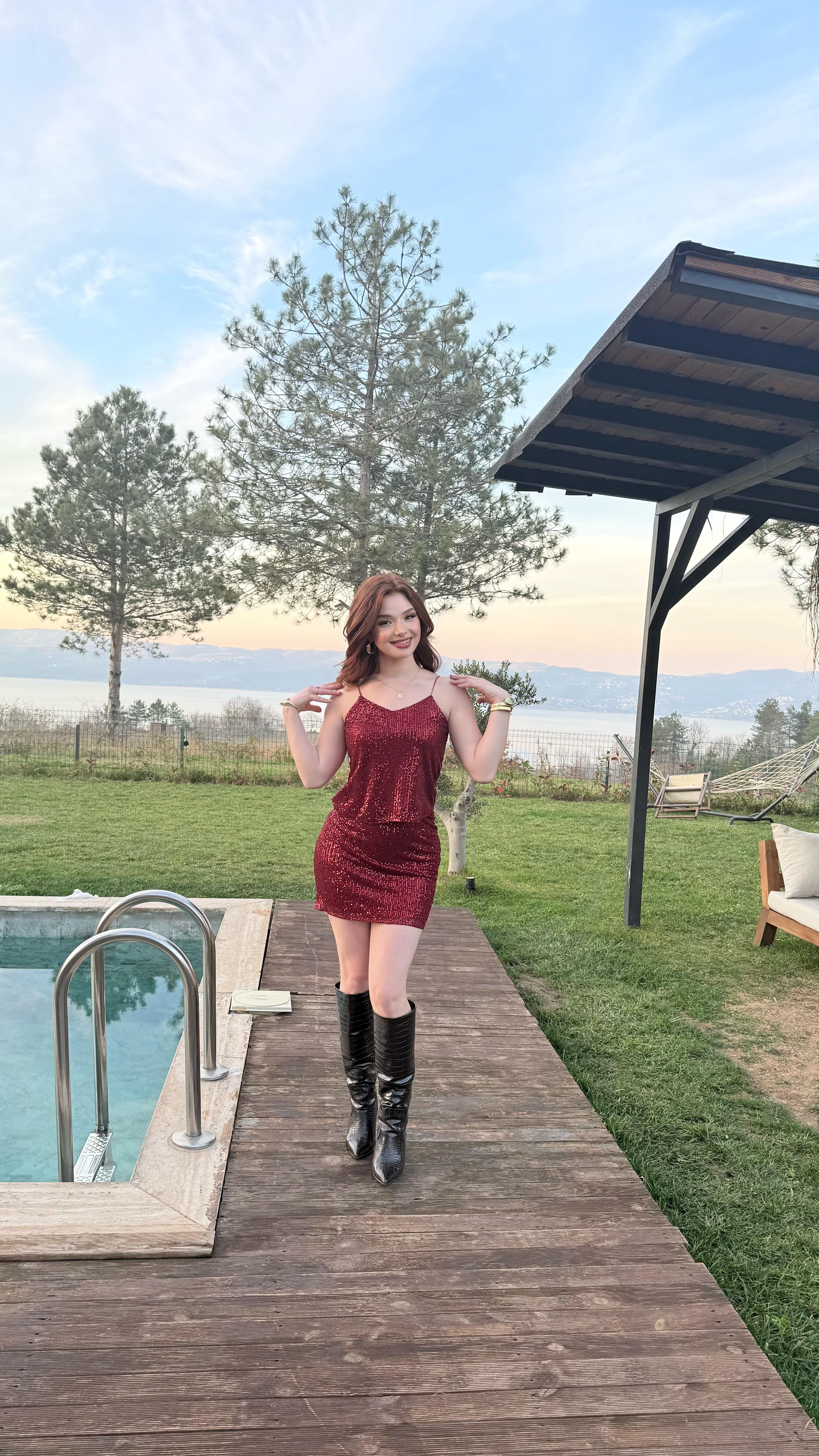 İp Askılı Pul Payetli Bluz Bordo