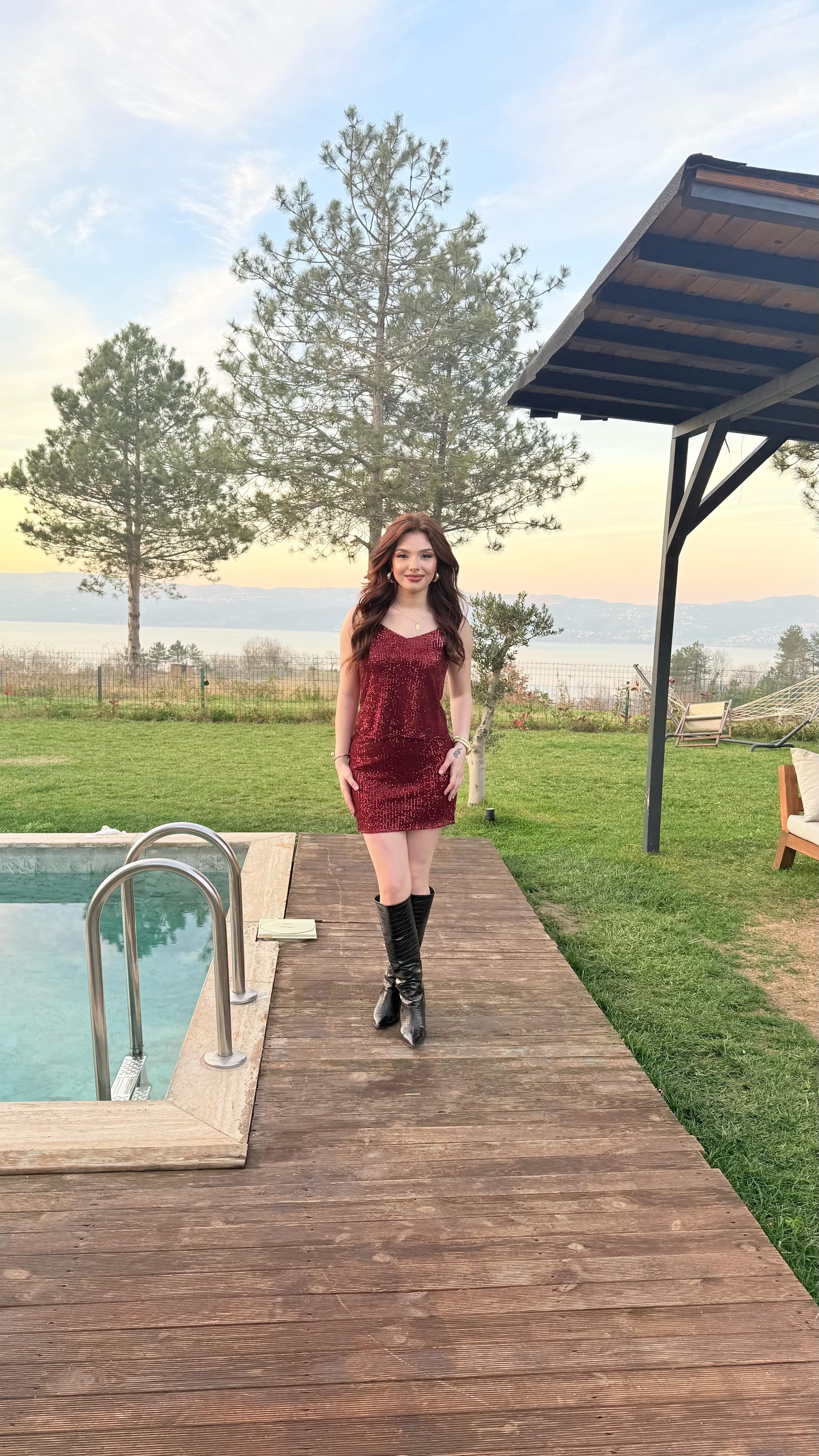 İp Askılı Pul Payetli Bluz Bordo
