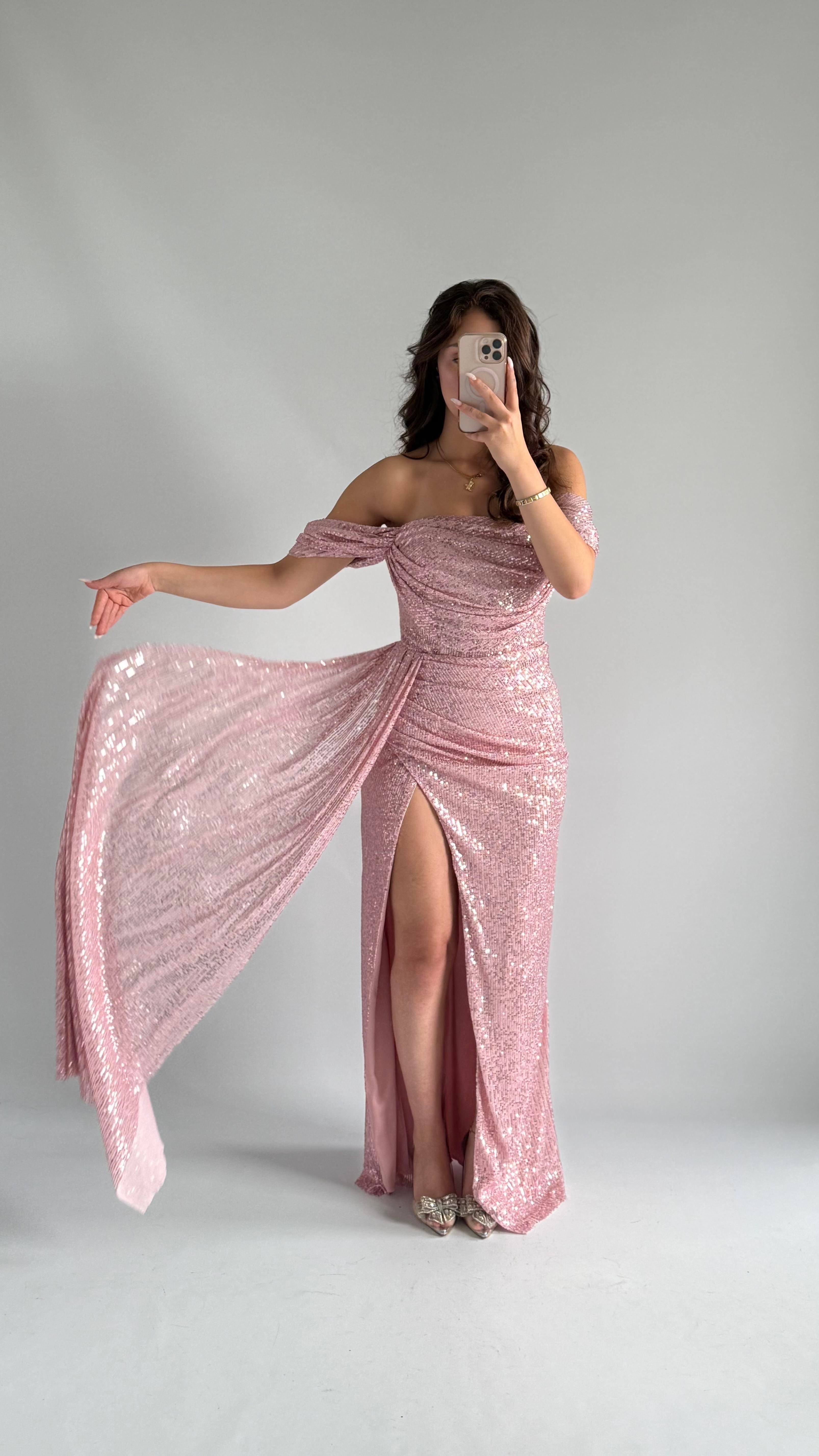 Jasmin Pullu Düşük Omuz Abiye Pembe