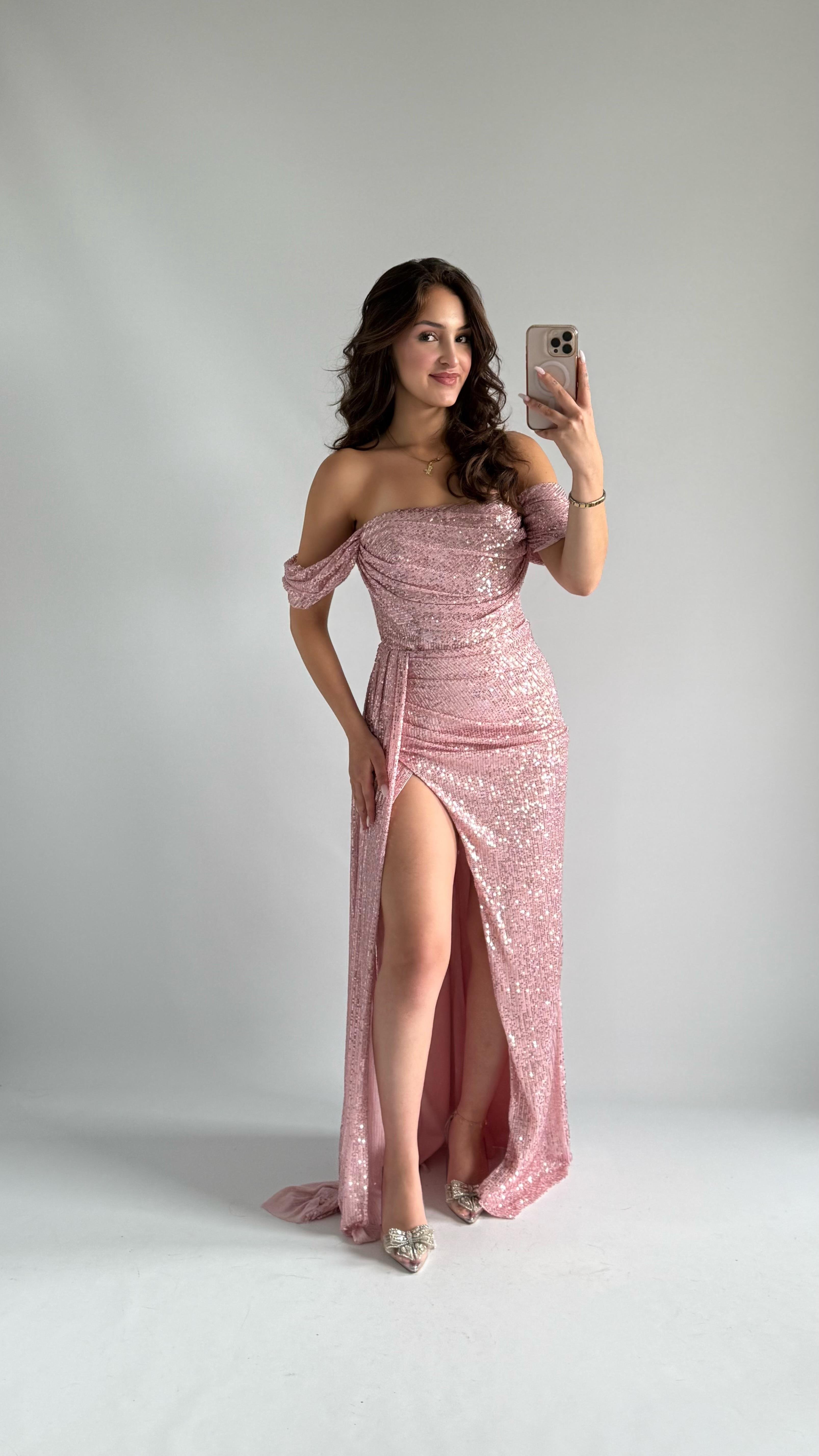 Jasmin Pullu Düşük Omuz Abiye Pembe