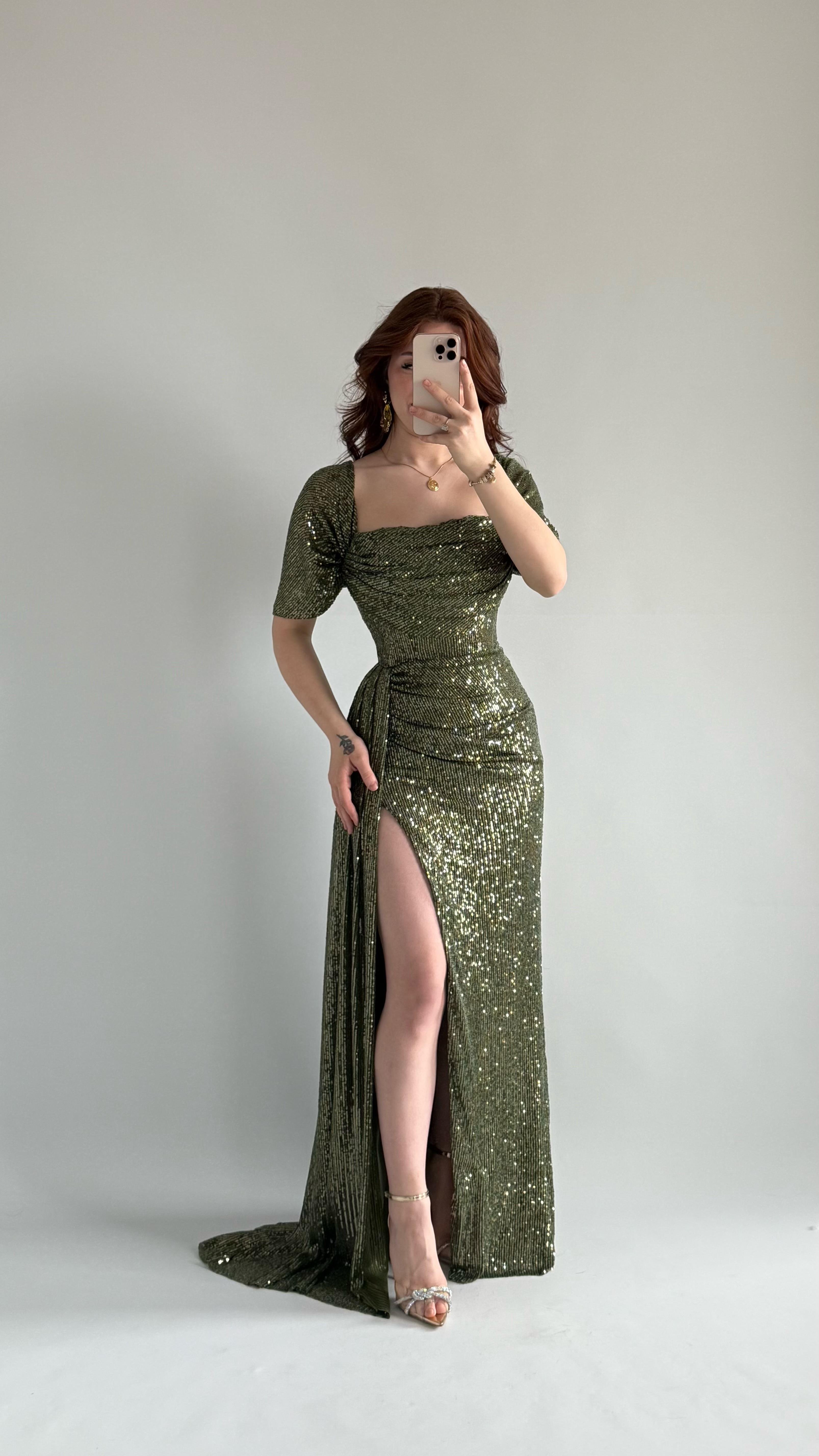 Jasmin Pullu Düşük Omuz Abiye Yeşil 