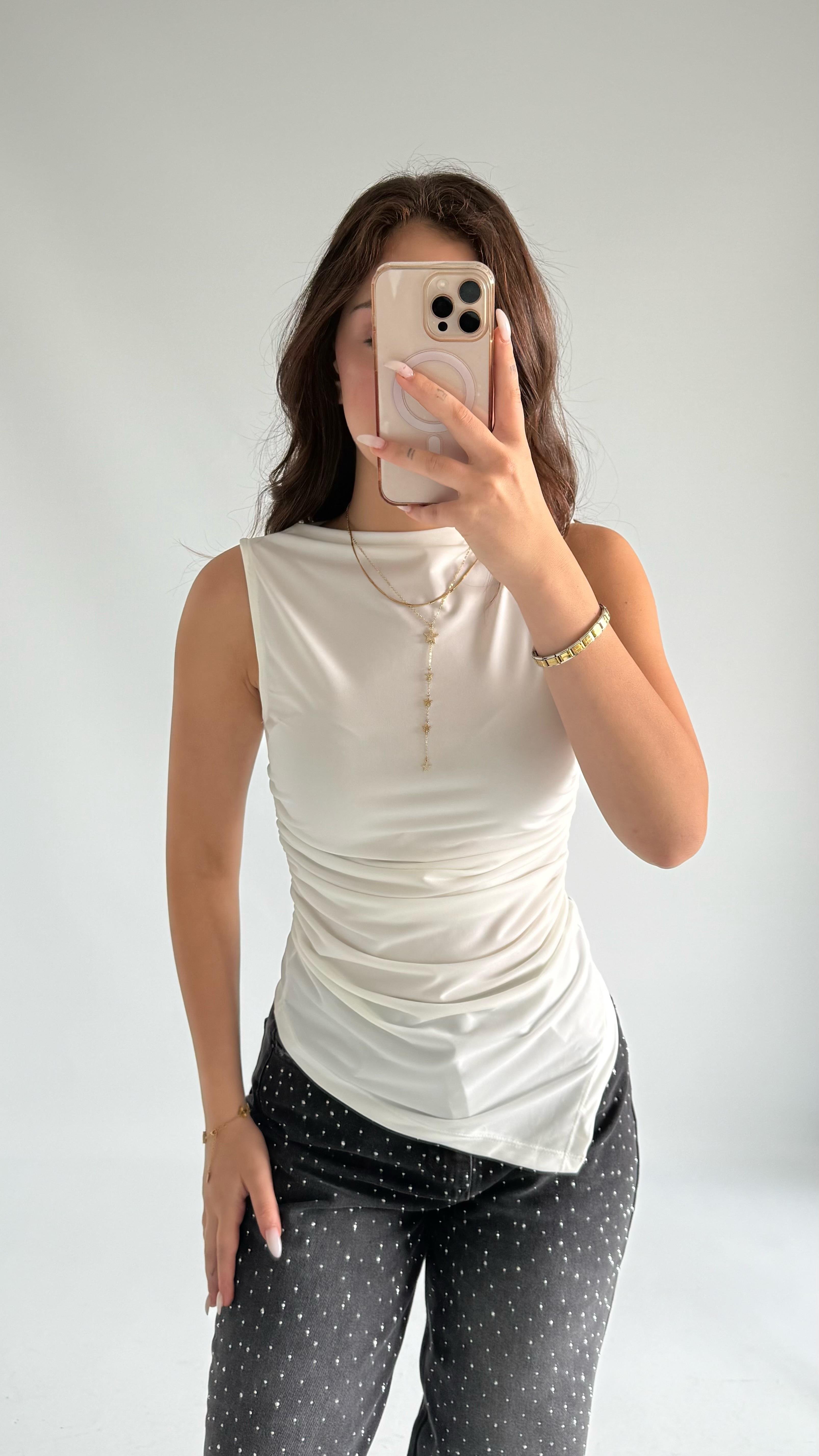 July Sıfır Kol Drape Asimetrik Bluz Beyaz