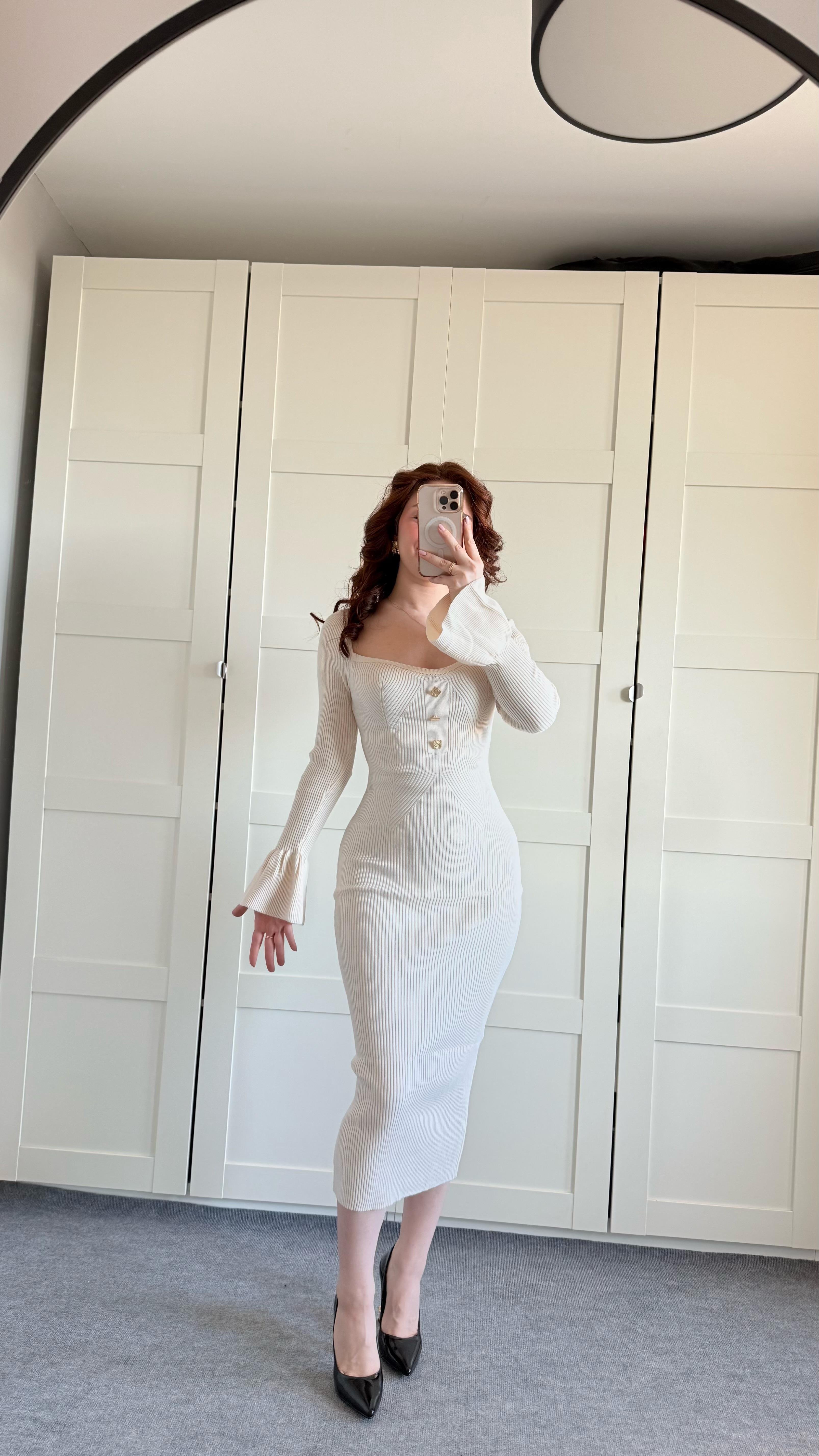 Kalp Yaka Gold Düğme Triko Midi Elbise Taş