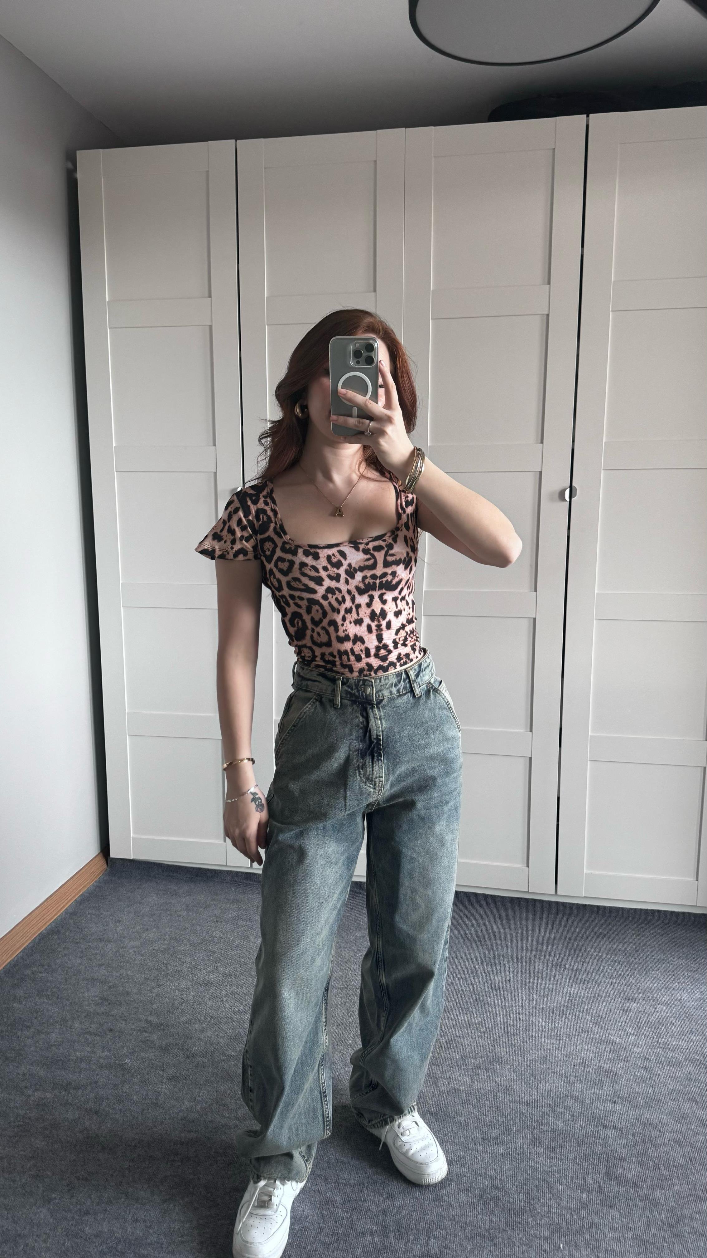 Kare Yaka Batik Leopar Crop