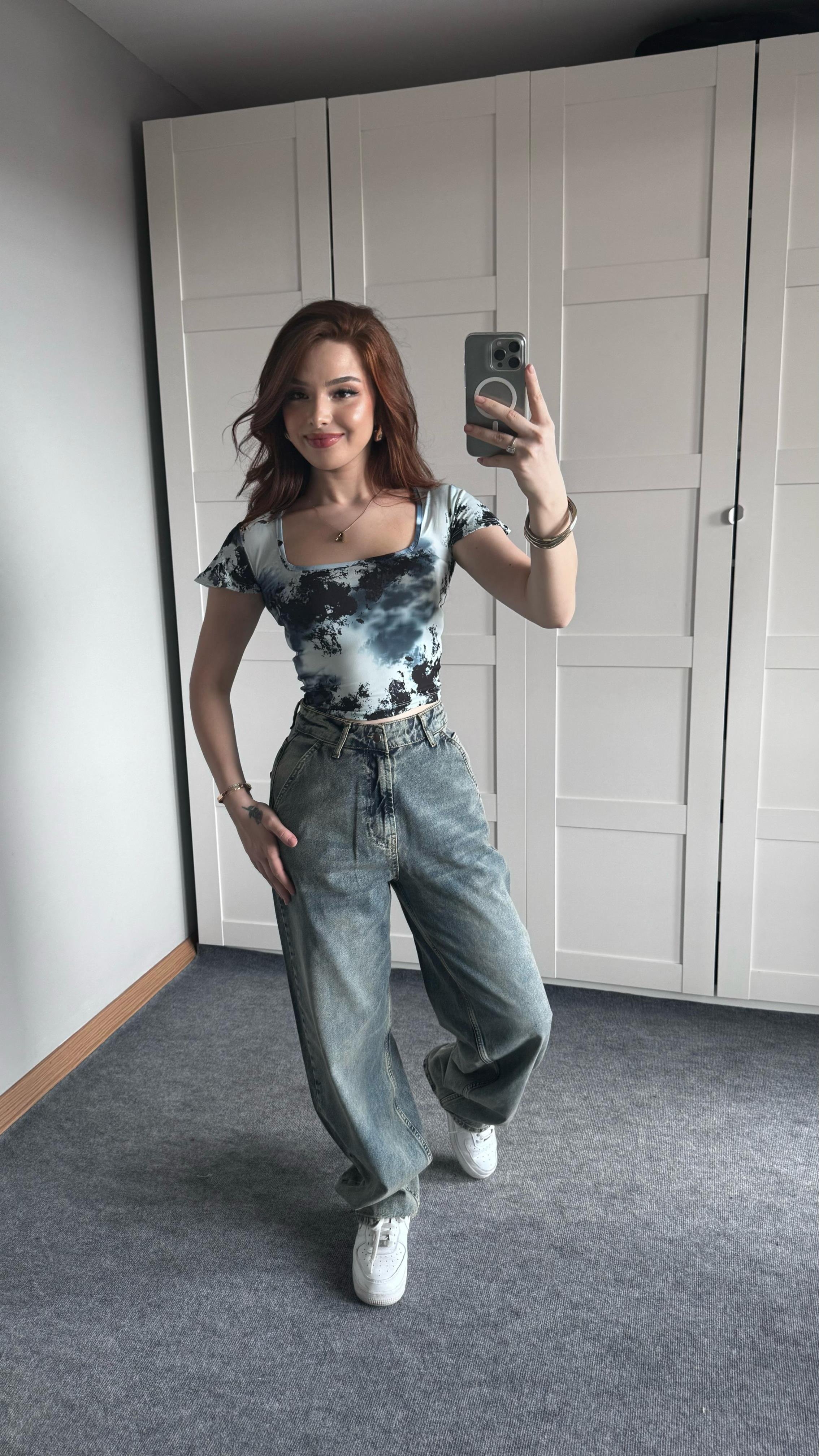 Kare Yaka Batik Mavi Crop