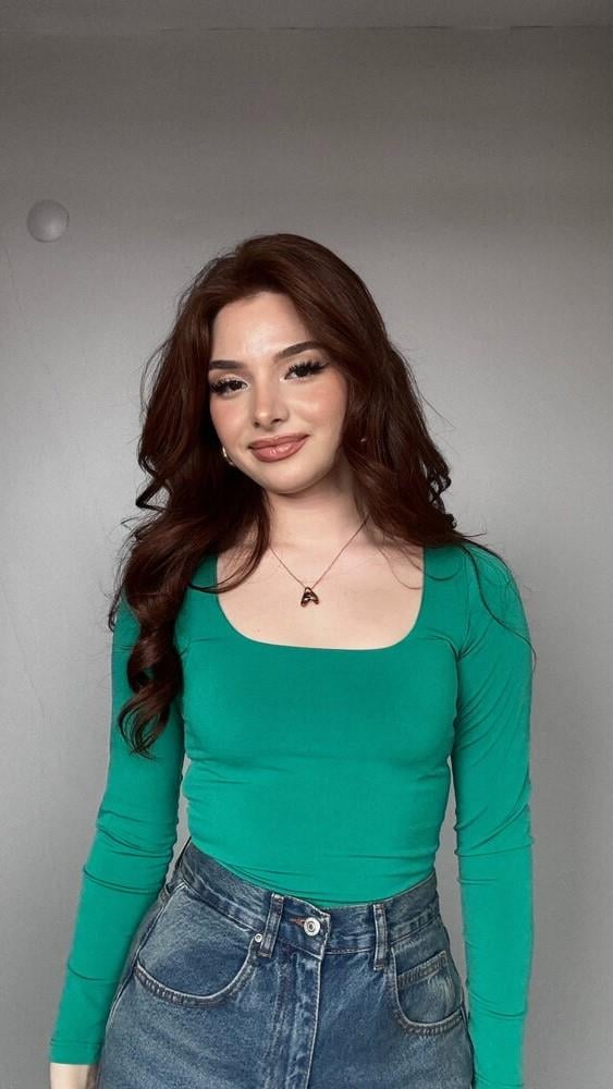 Kare Yaka Bluz Yeşil