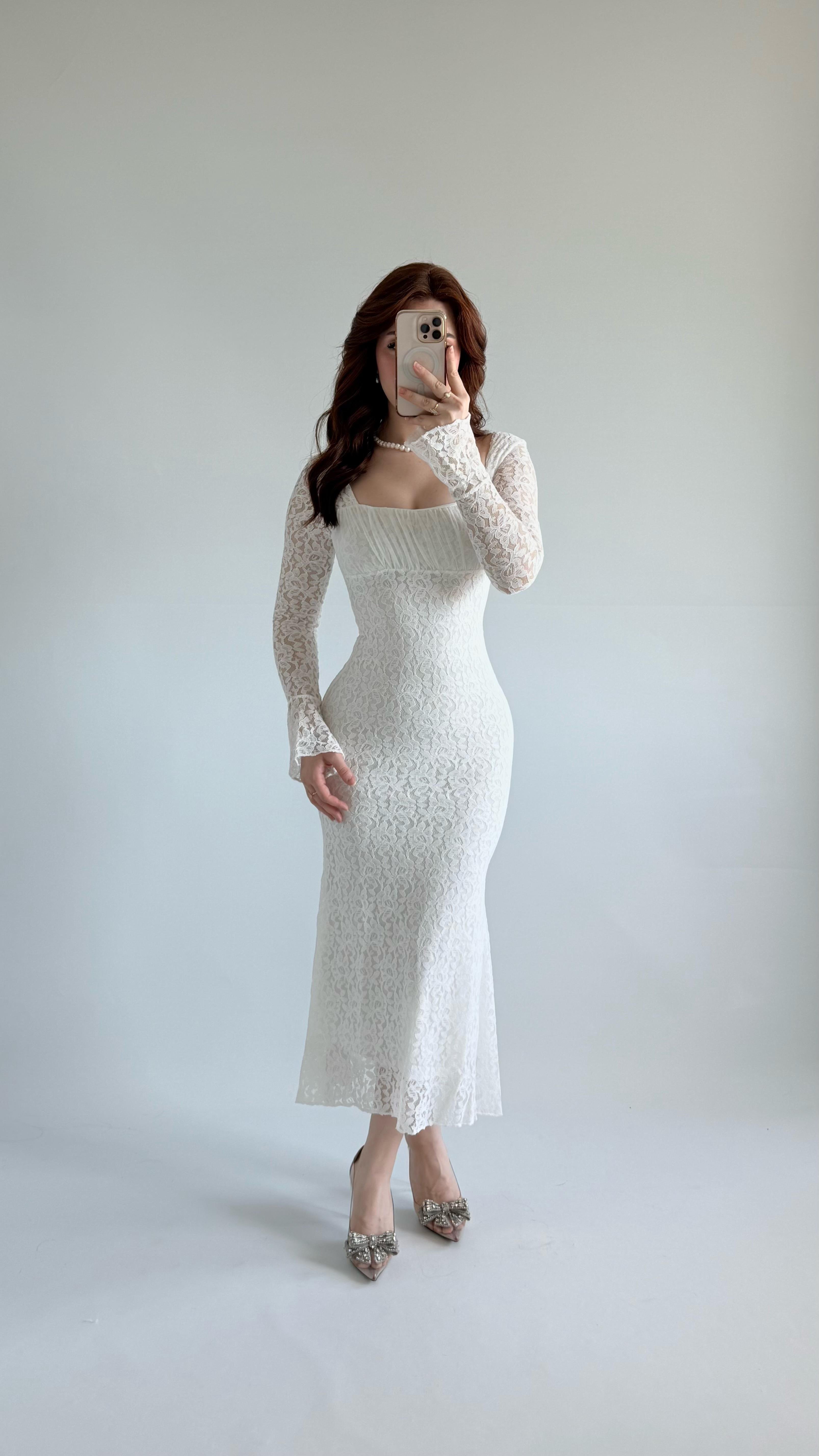 Kare Yaka Dantel Midi Elbise Beyaz