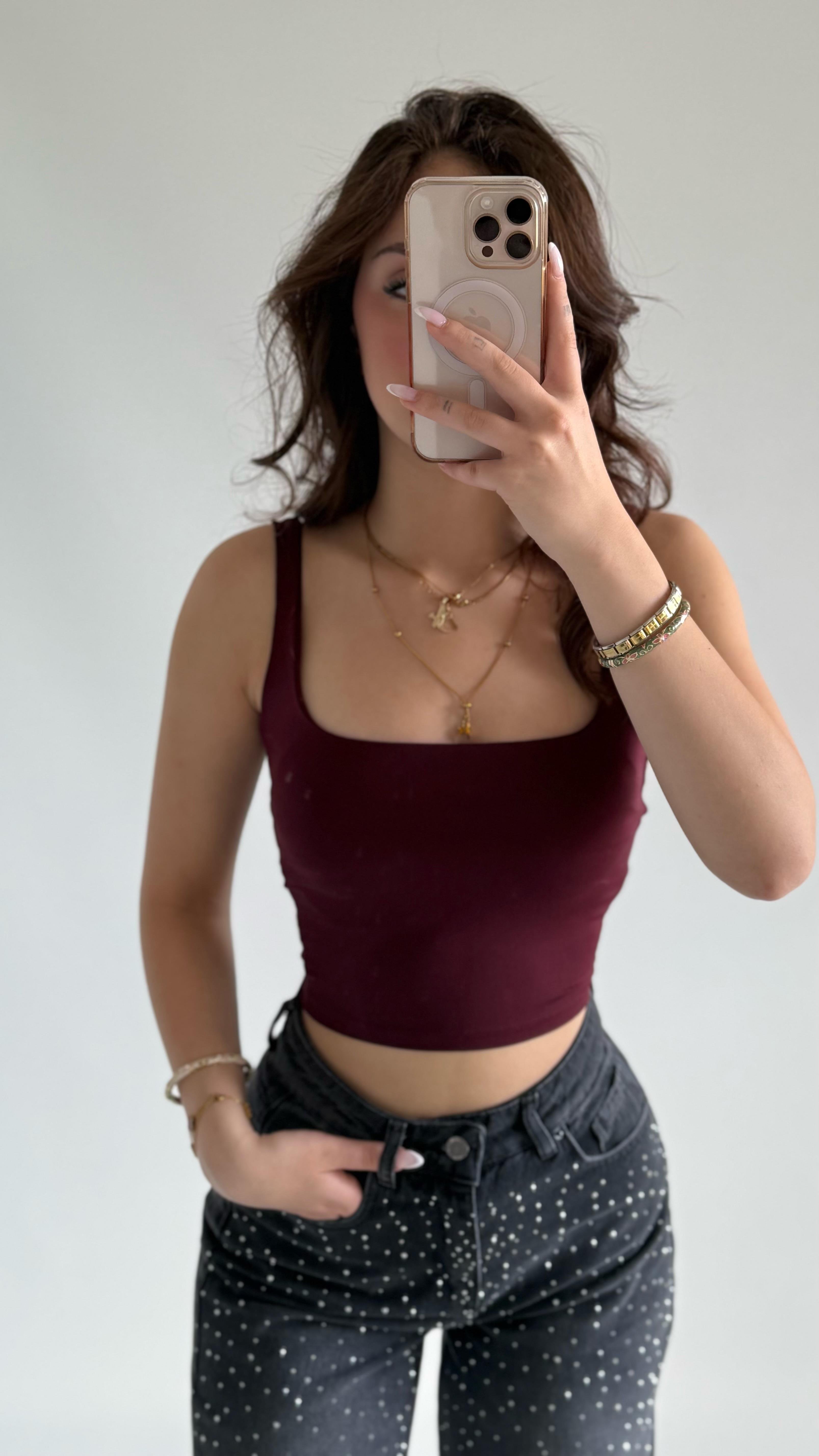 Kare Yaka Kalın Askı Crop Atlet Mürdüm