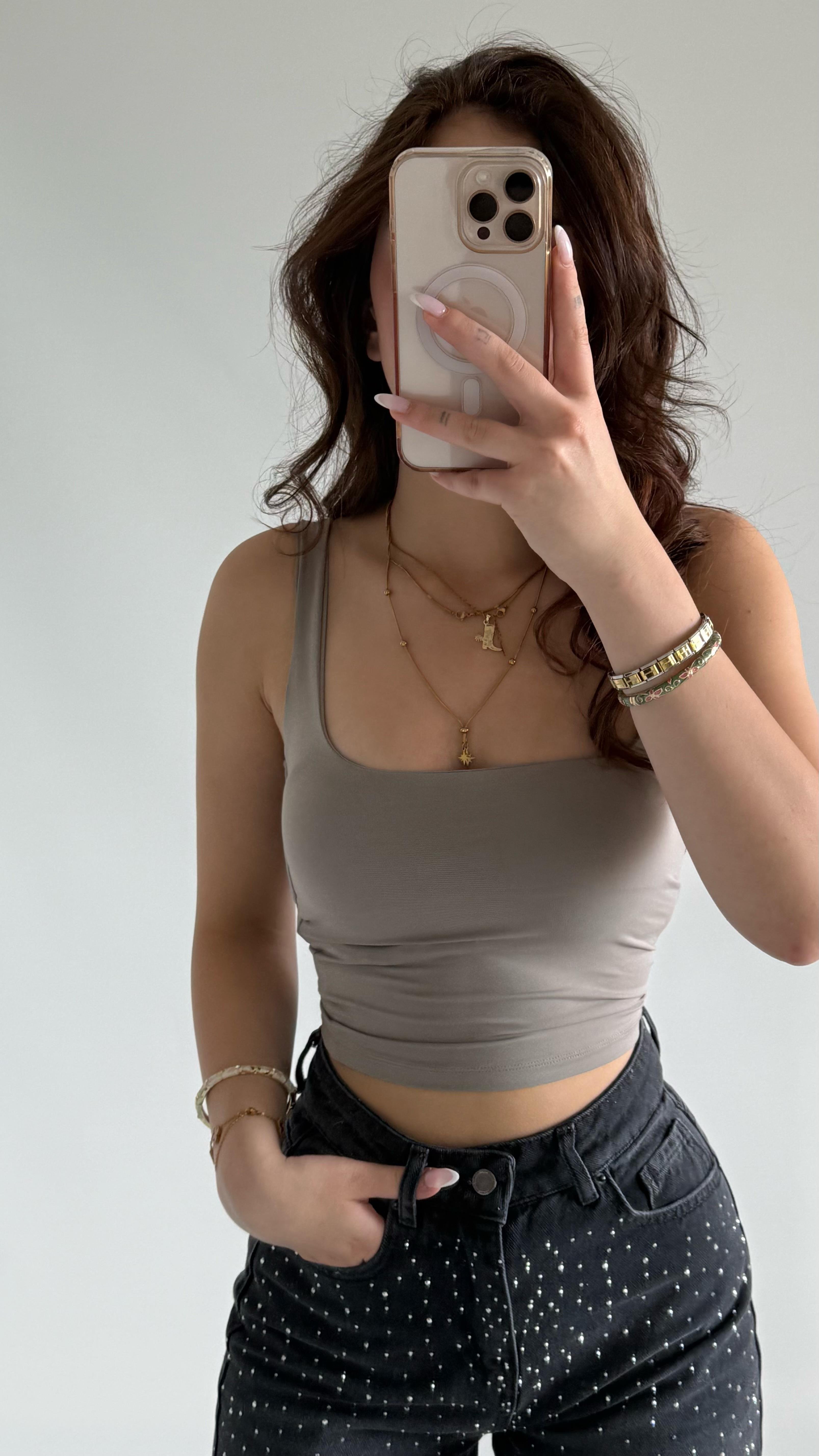 Kare Yaka Kalın Askı Crop Atlet vizon