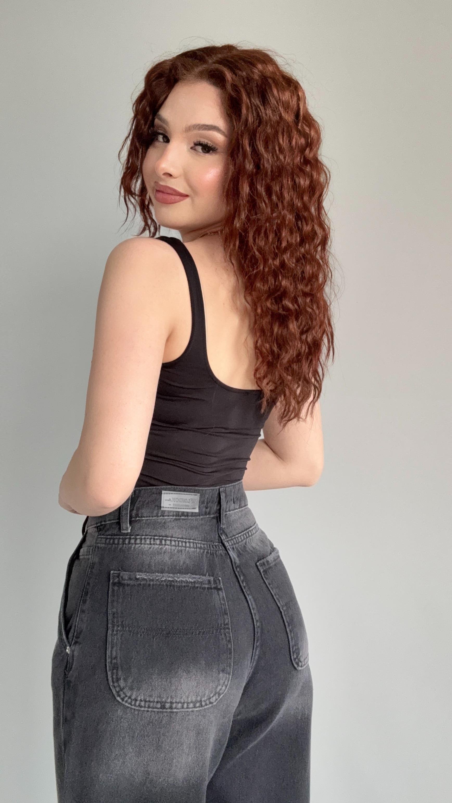 Kare Yaka Önü Dökümlü Crop Siyah