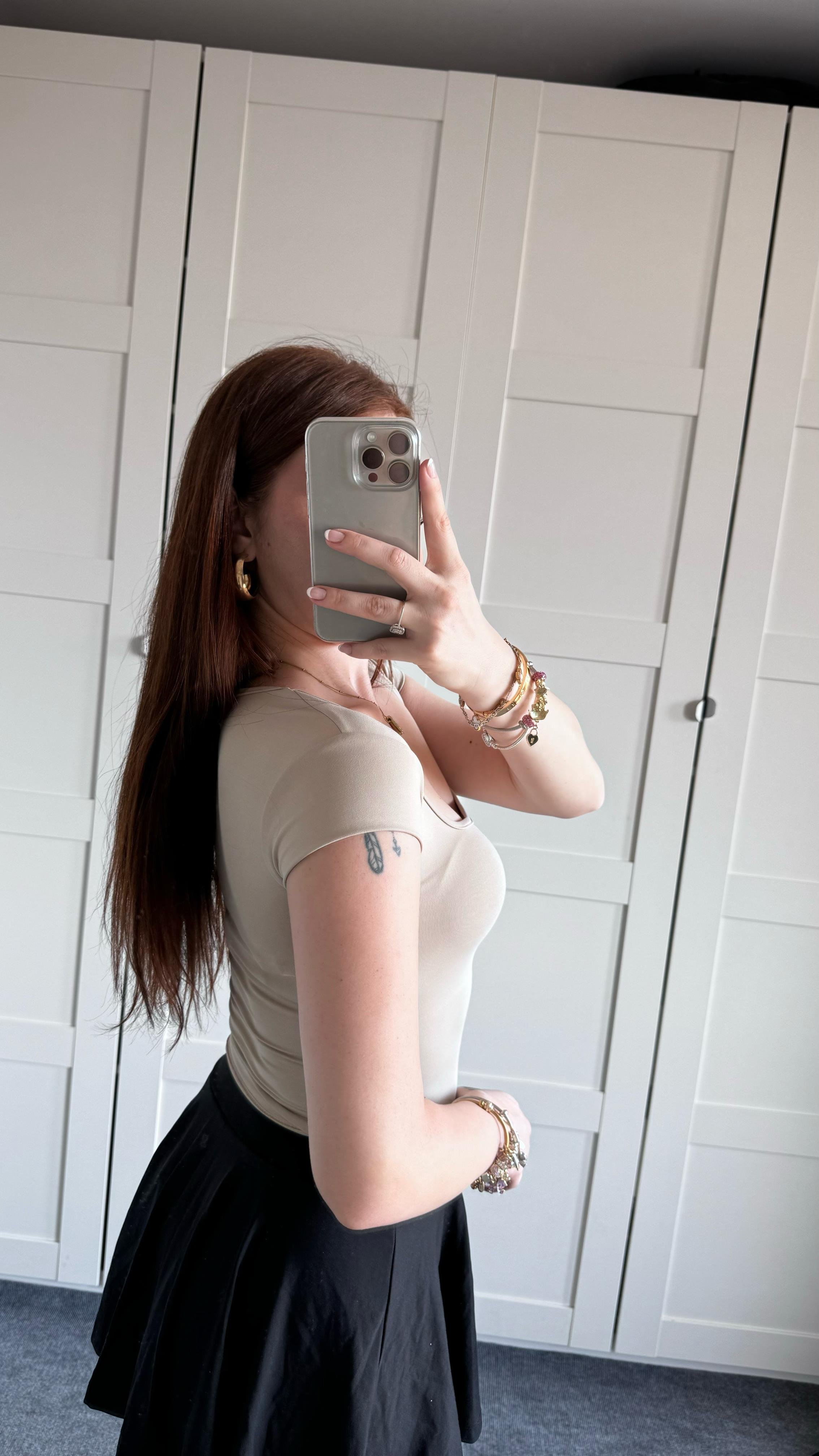 Kare Yaka Sandy Bej Tişört