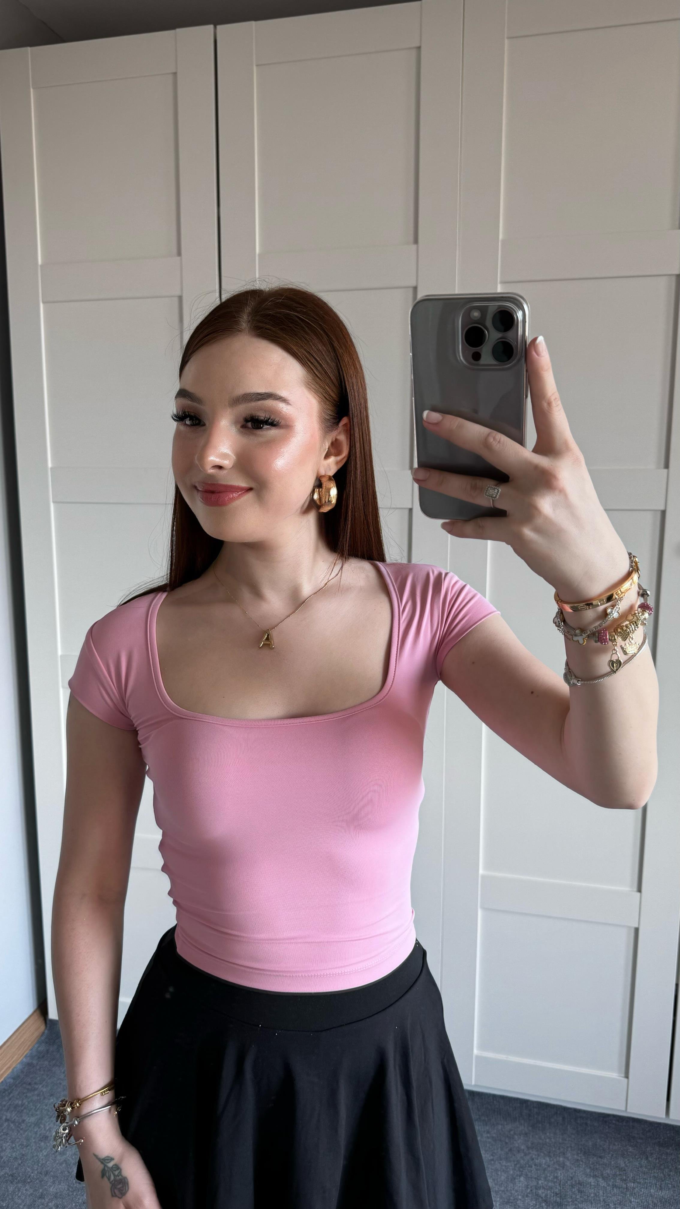 Kare Yaka Sandy Toz Pembe Tişört
