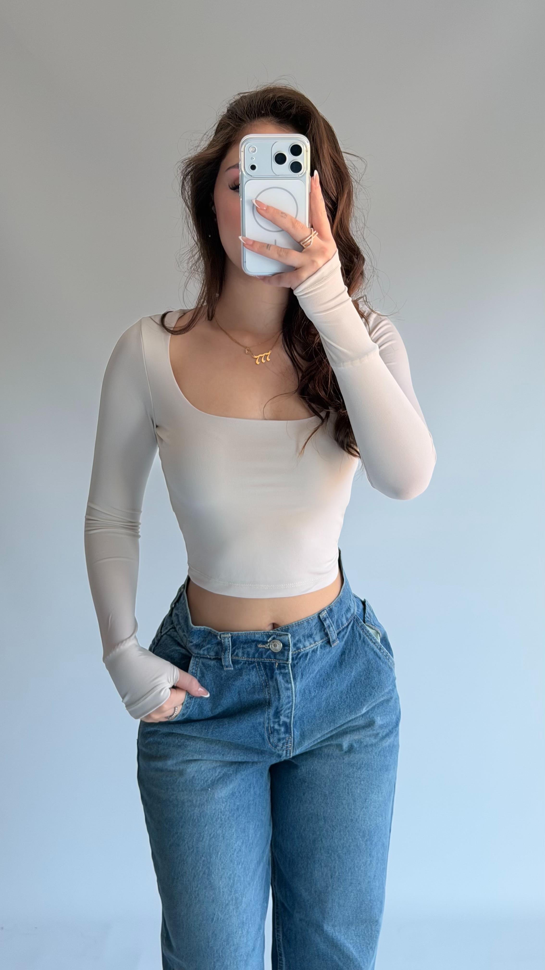 Kare Yaka Sandy Uzun Kollu Crop Krem