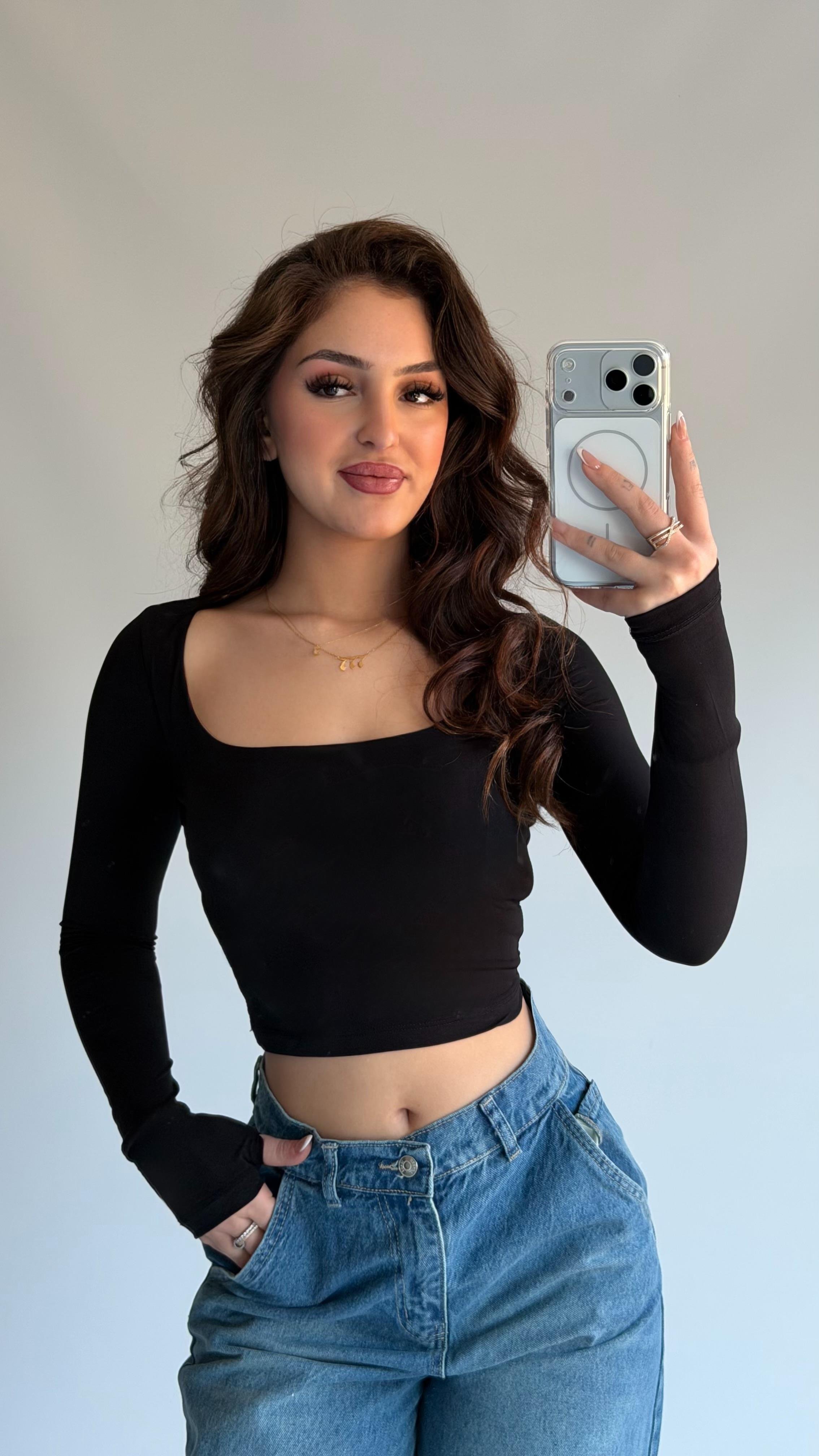 Kare Yaka Sandy Uzun Kollu Crop Siyah