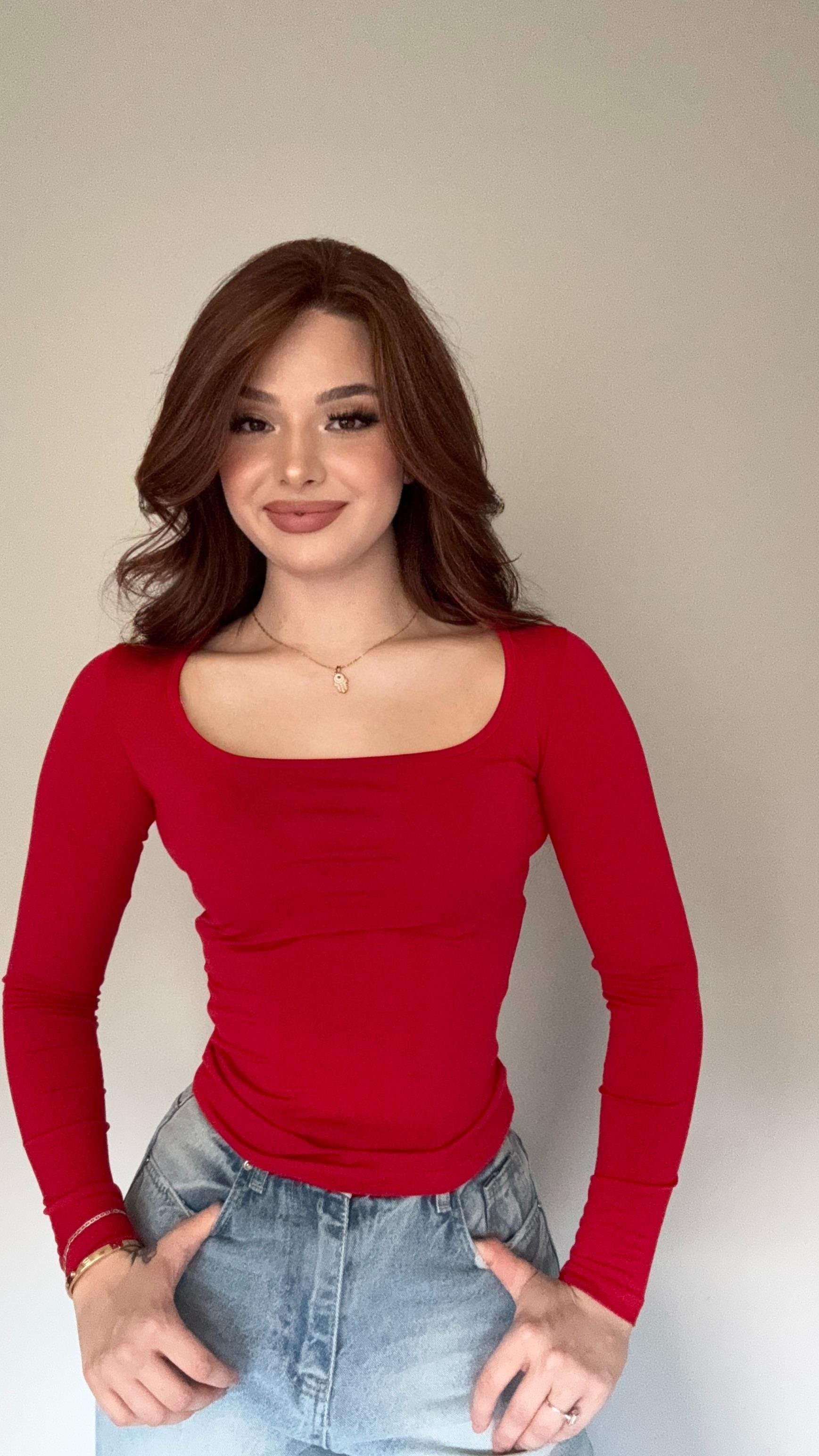 Kare Yaka Uzun Kol Bluz Kırmızı
