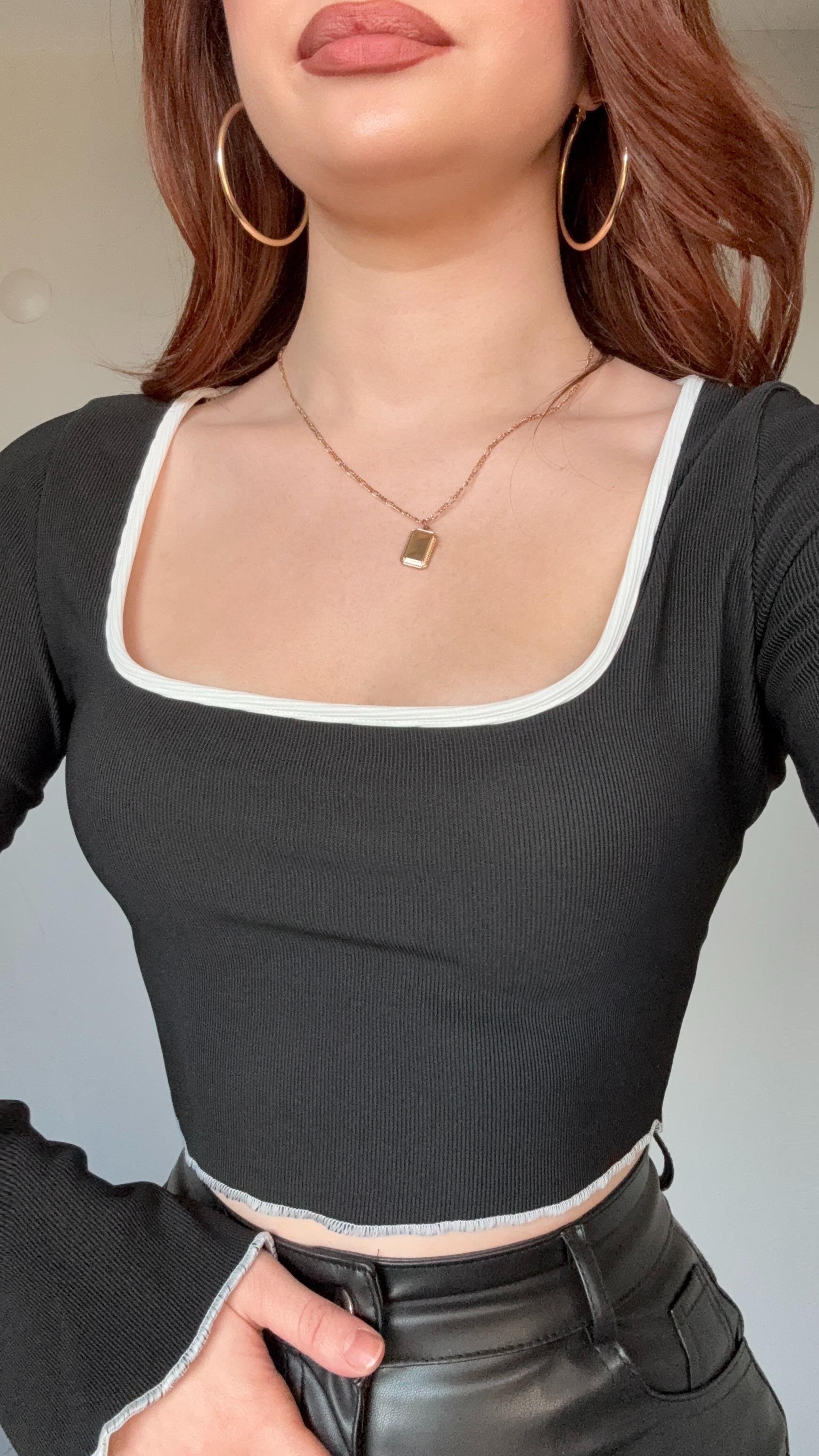 Kare Yaka Volanlı Kol Crop Siyah