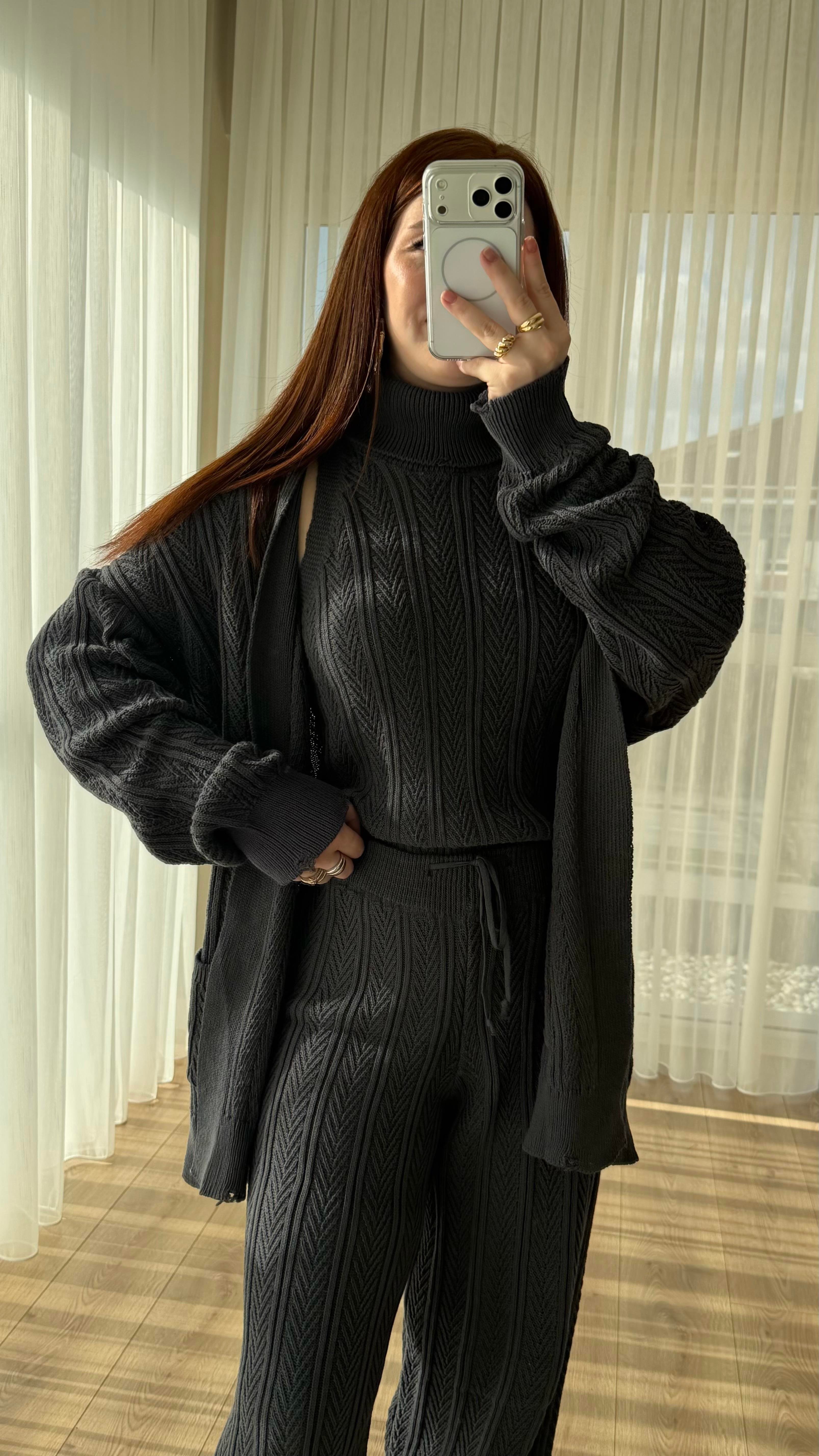 Karla Üçlü Triko Takım Antrasit