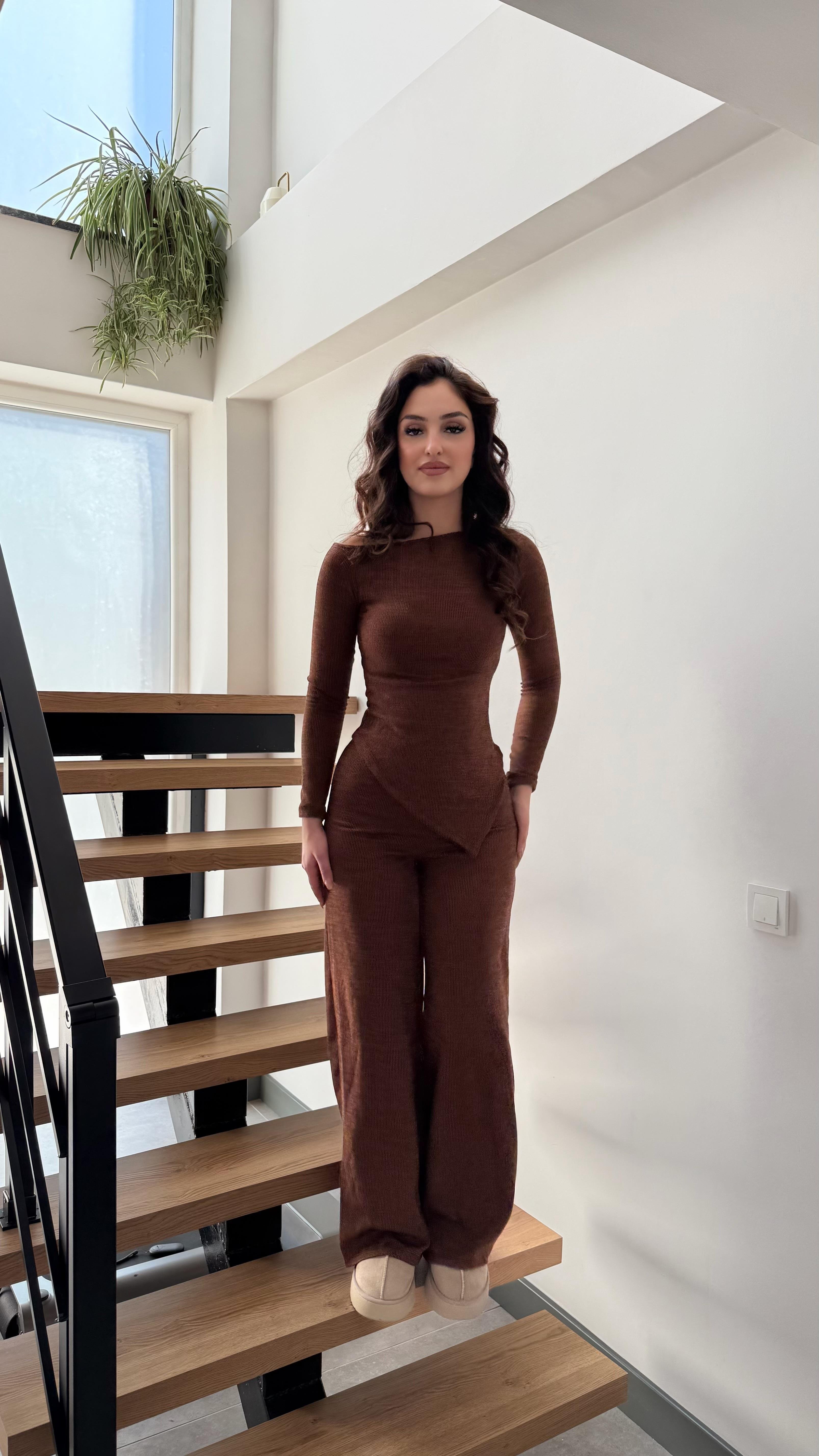 Kayık Yaka Örme İkili Takım Kahverengi 