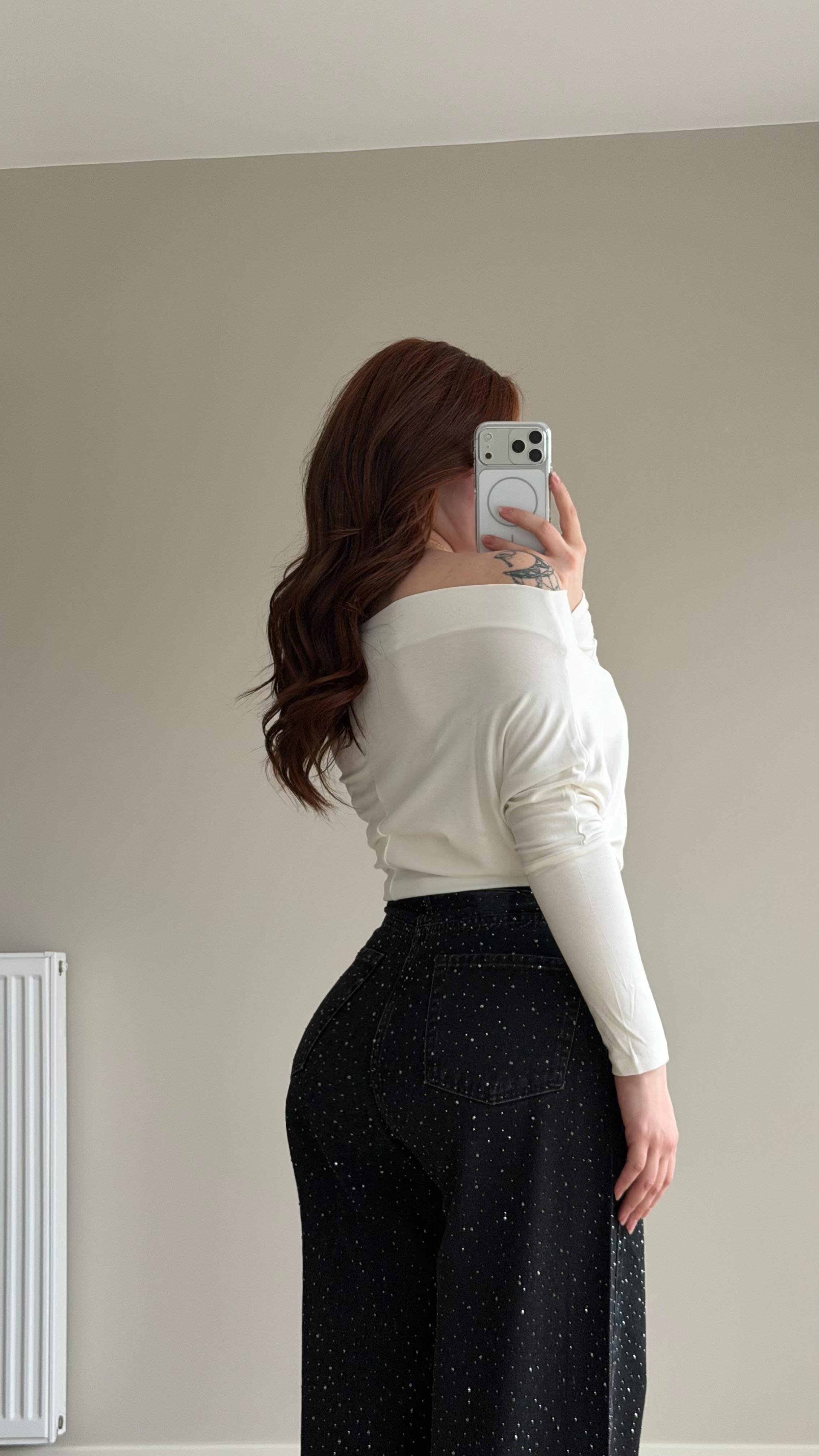 Kayık Yaka Salaş Basıc Bluz Beyaz