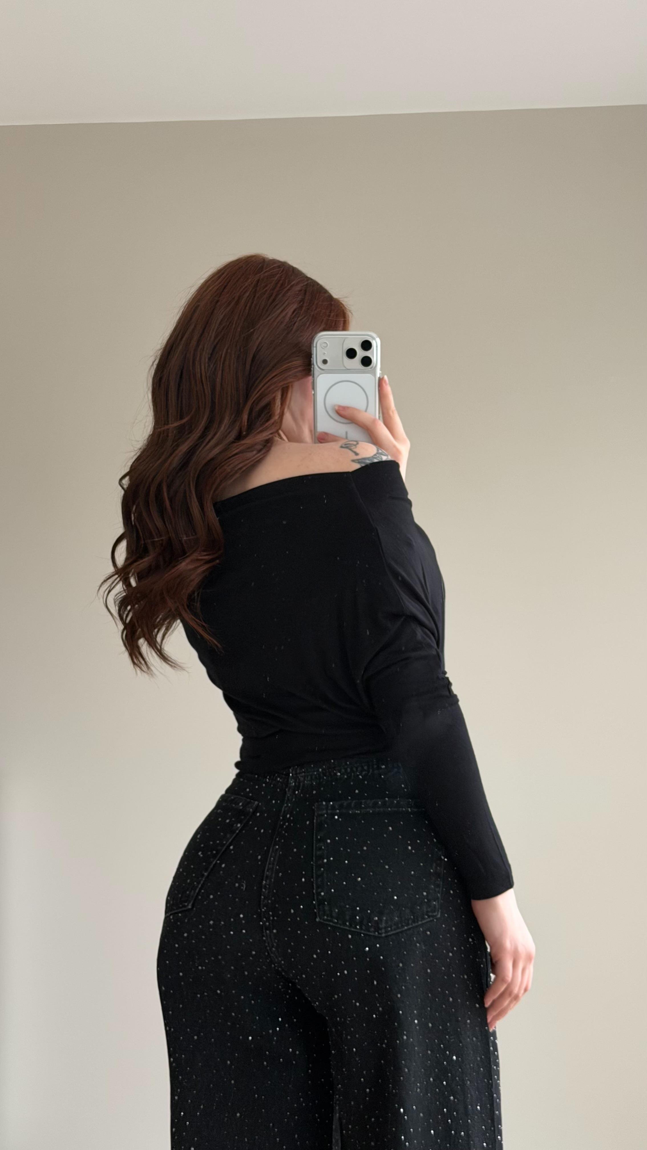 Kayık Yaka Salaş Basıc Bluz Siyah