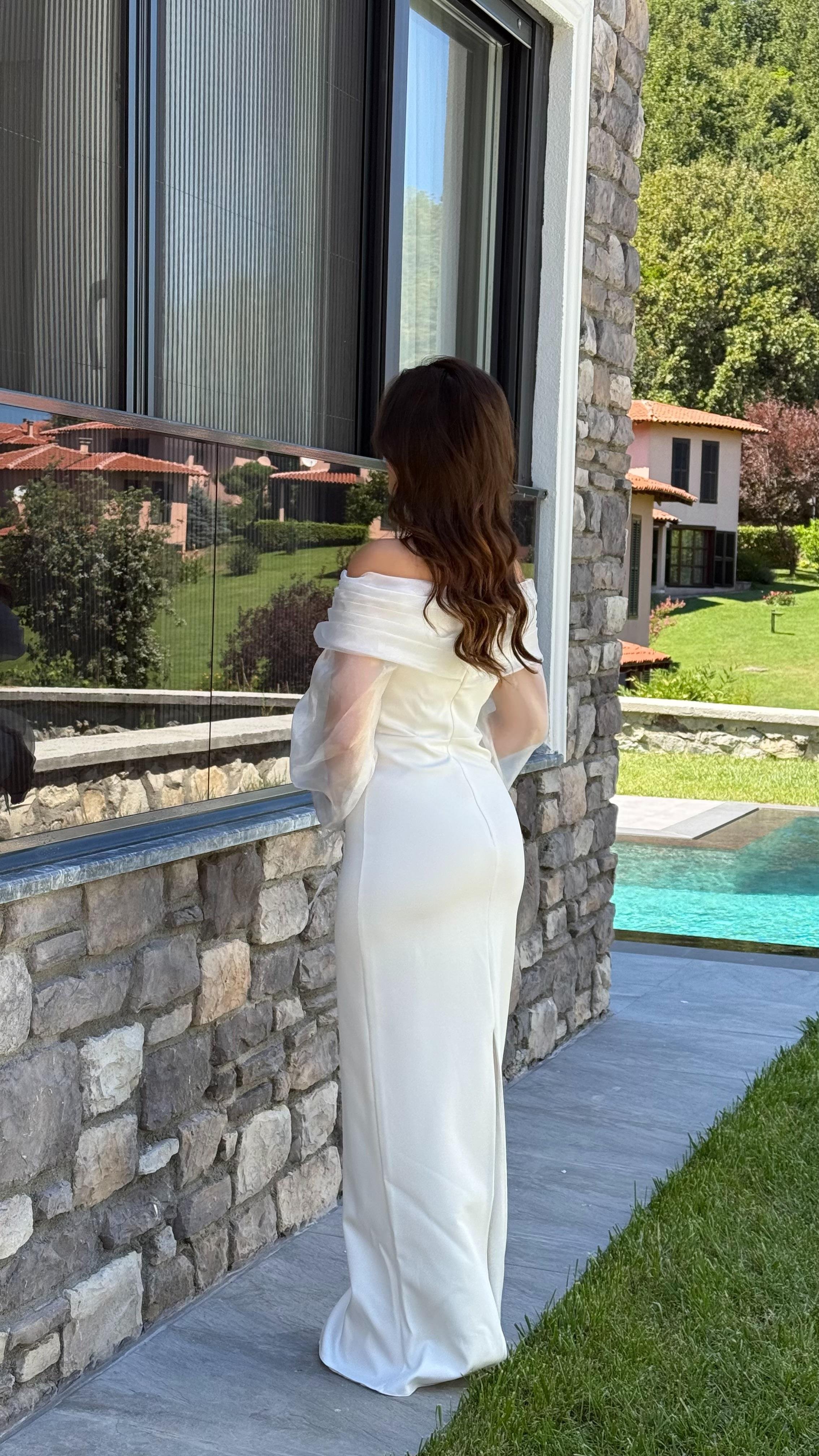 Kırlangıç Abiye Beyaz