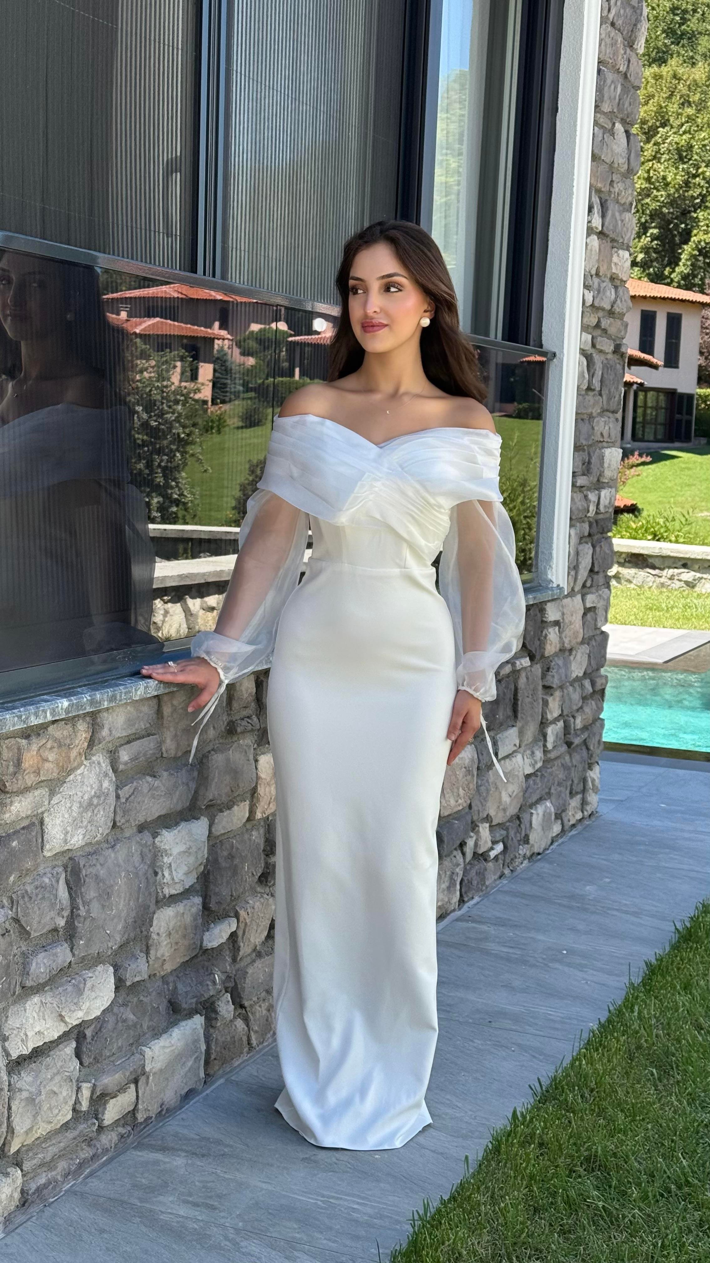 Kırlangıç Abiye Beyaz