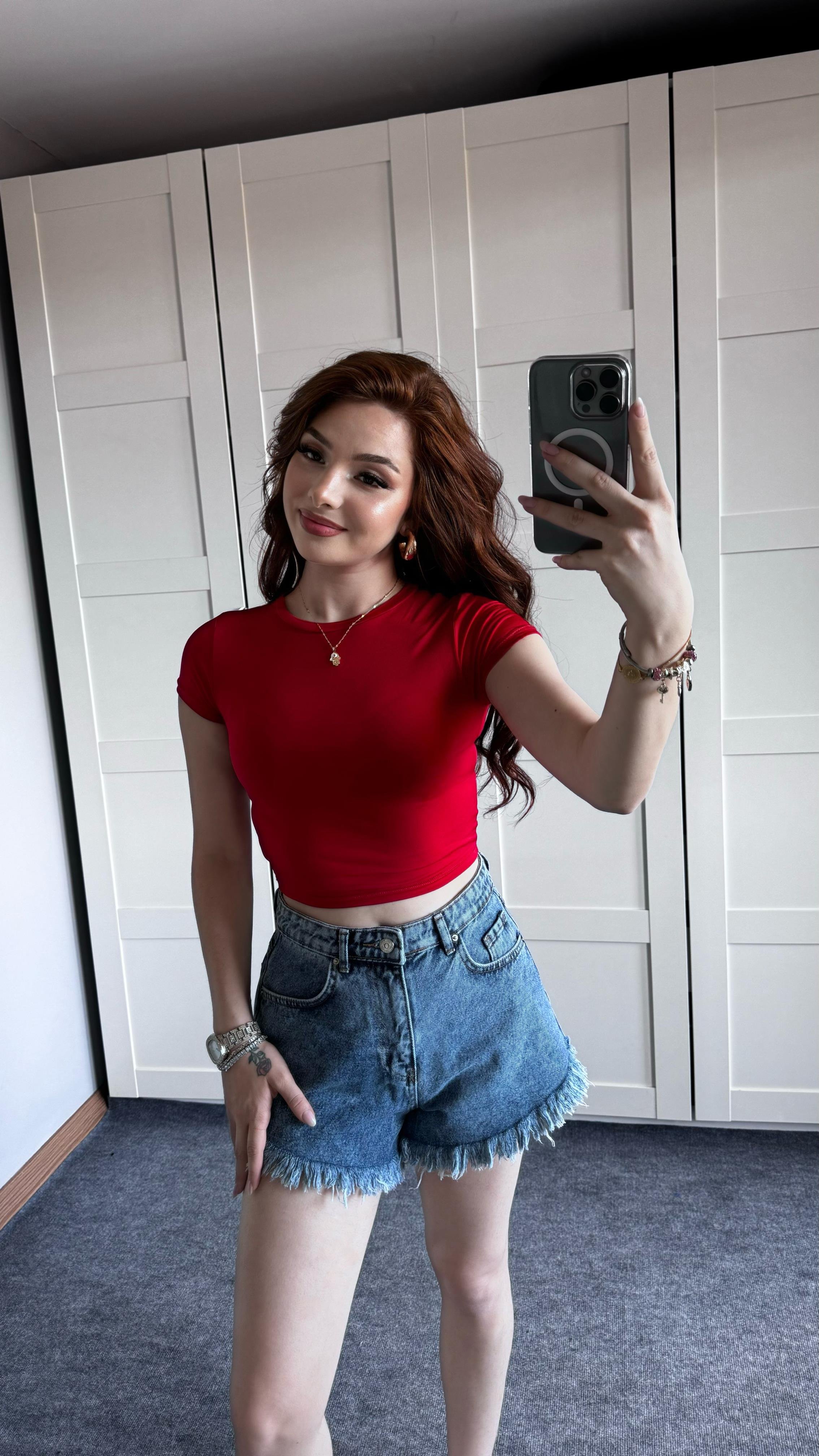 Kırmızı Sandy Tişört 