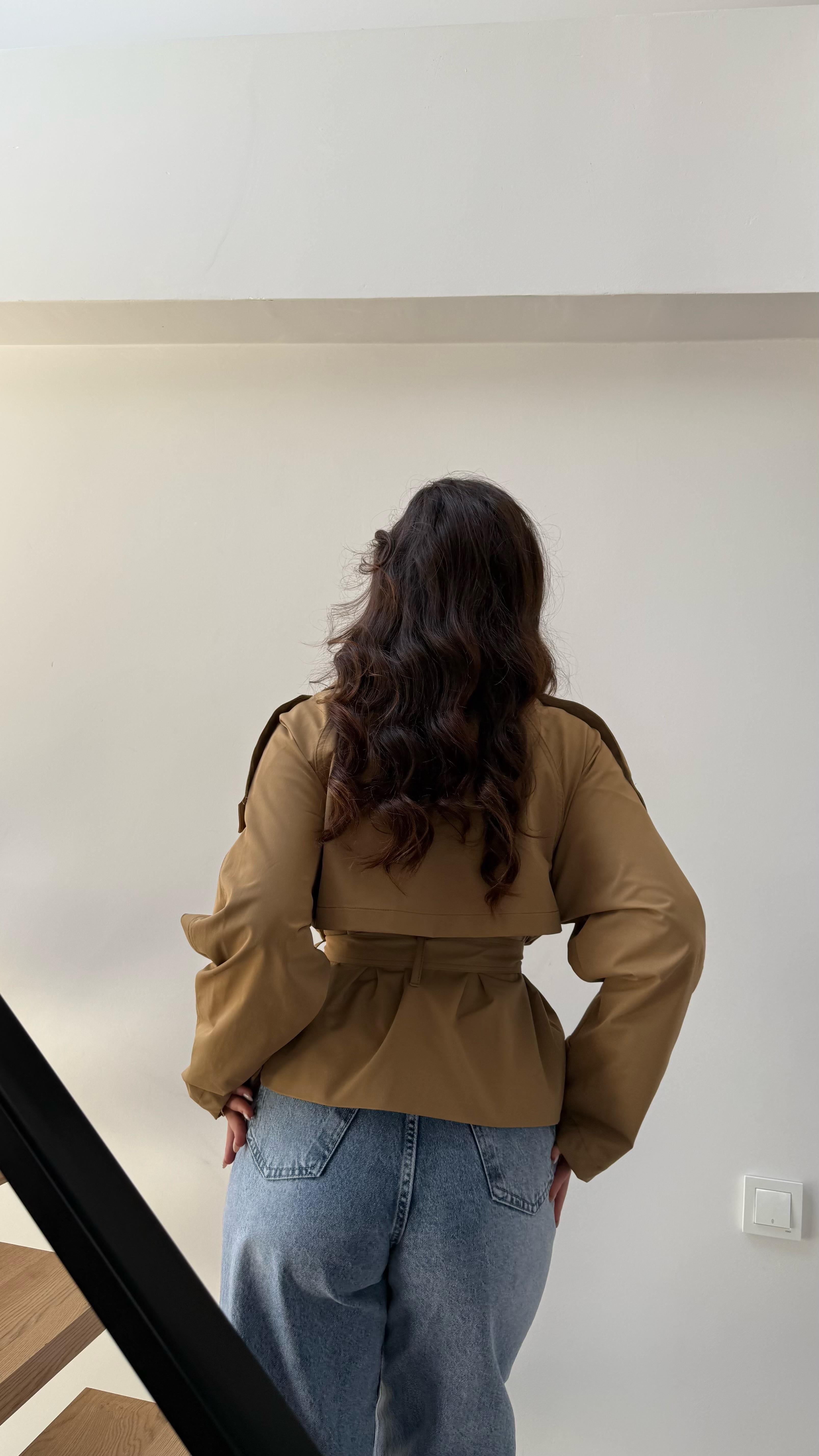 Kısa Trend Trenç Camel