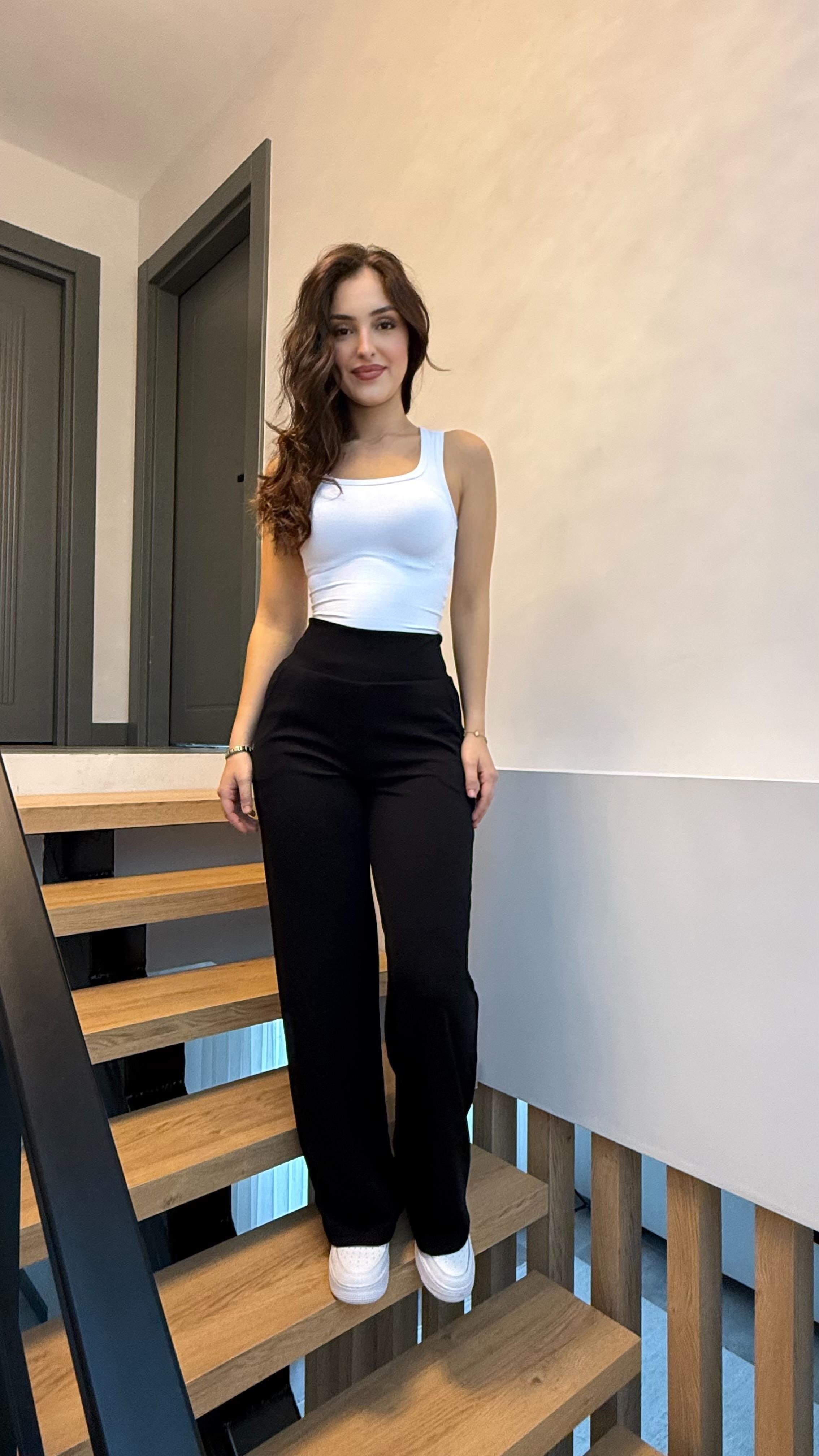 Korsajlı Kalın Kemer Pantolon Siyah